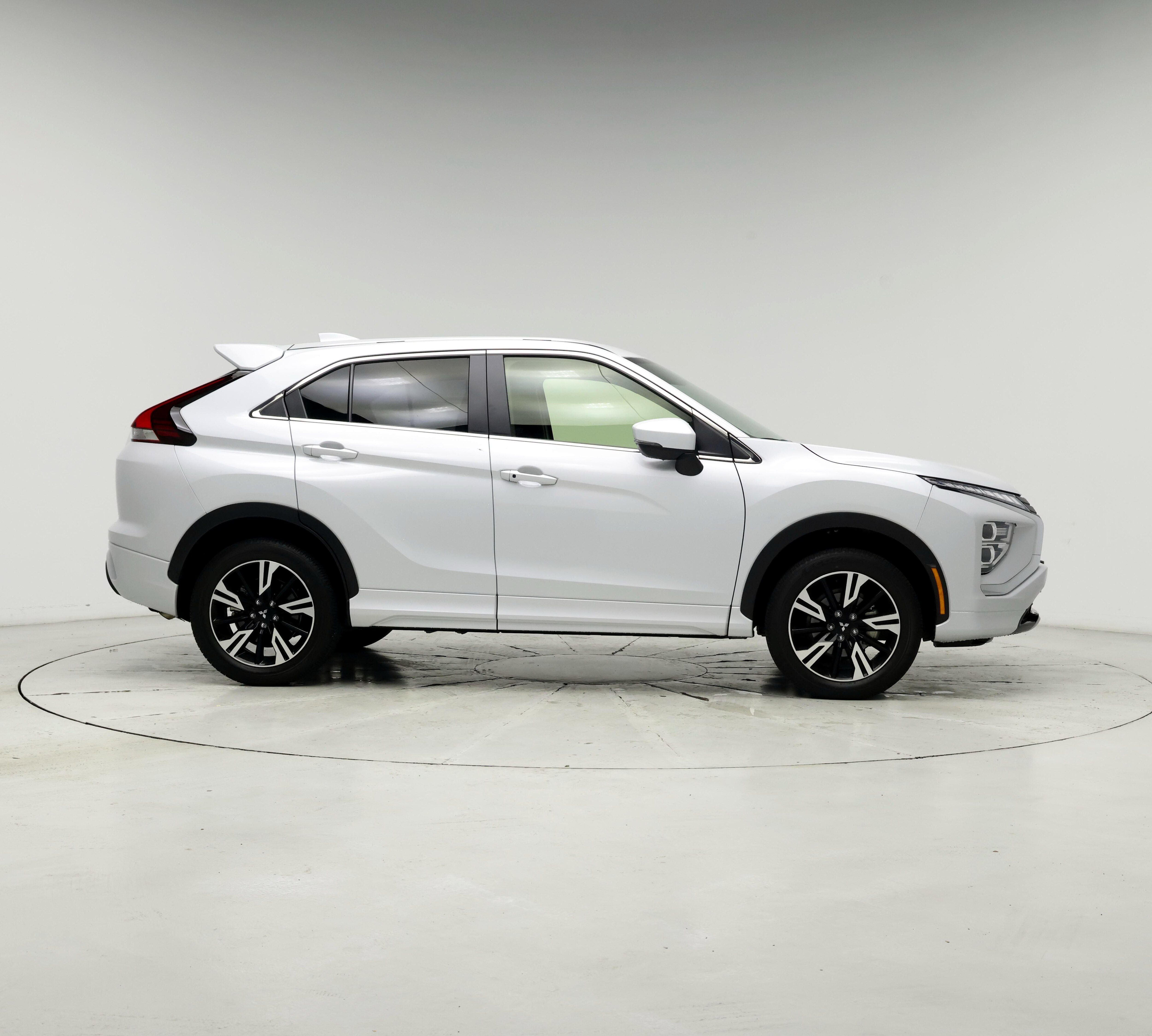 Thumbnail: 2023 Mitsubishi Eclipse Cross - 7