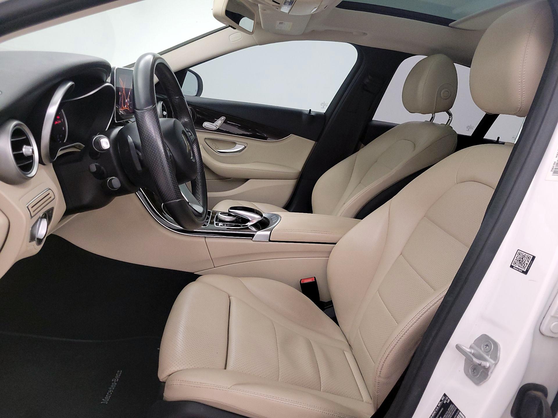 Thumbnail: 2016 Mercedes-Benz C-Class - 11