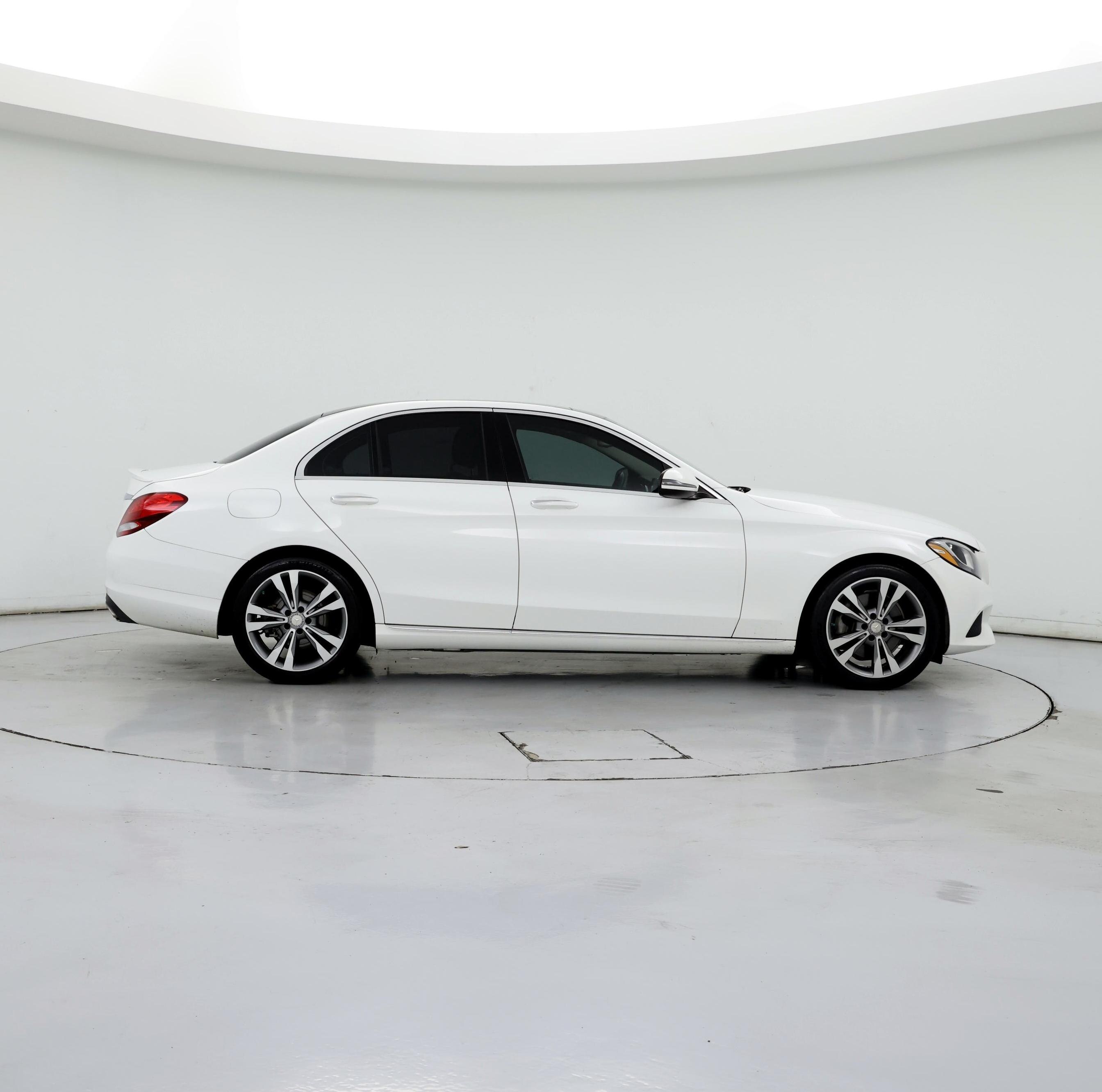 Thumbnail: 2016 Mercedes-Benz C-Class - 7