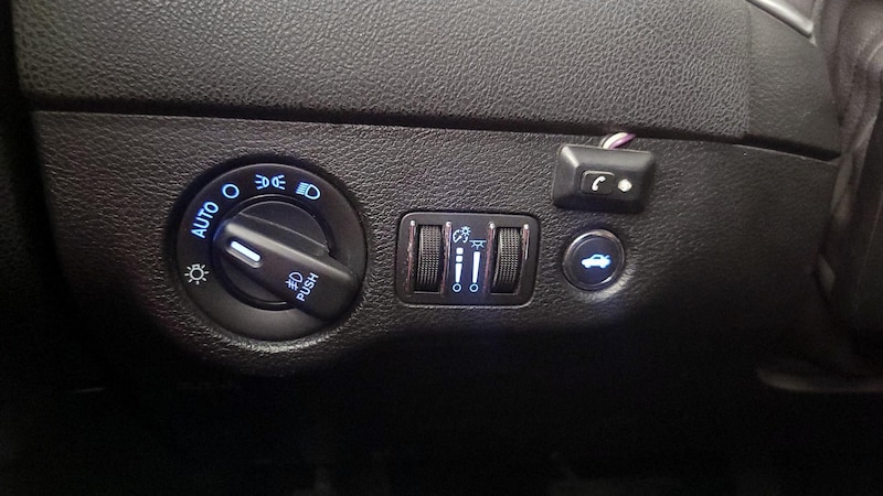 2014 Dodge Charger R/T 13