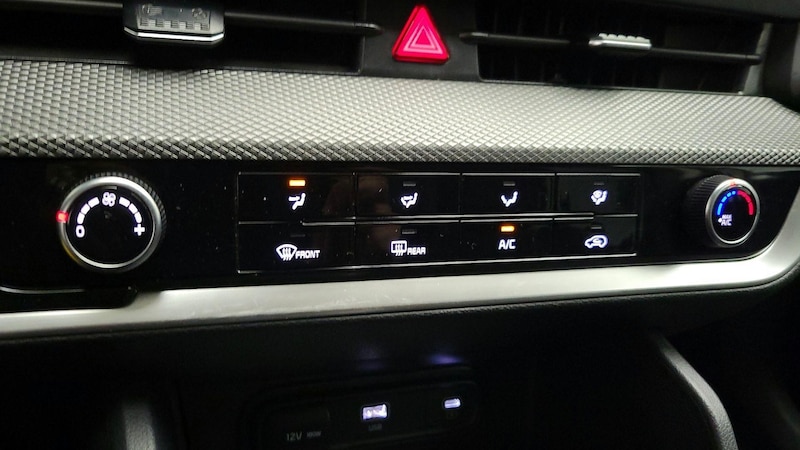 2023 Kia Sportage LX 16