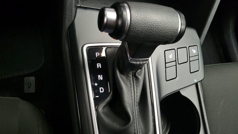 2023 Kia Sportage LX 17