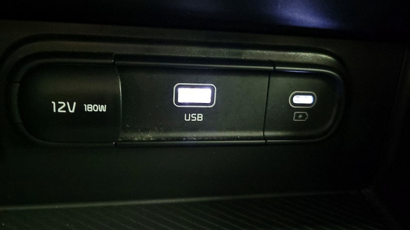 2023 Kia Sportage LX 18