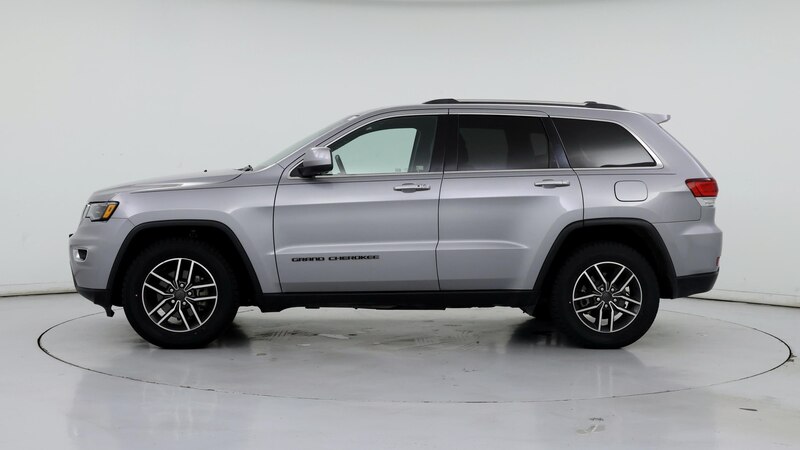 2020 Jeep Grand Cherokee Laredo 2