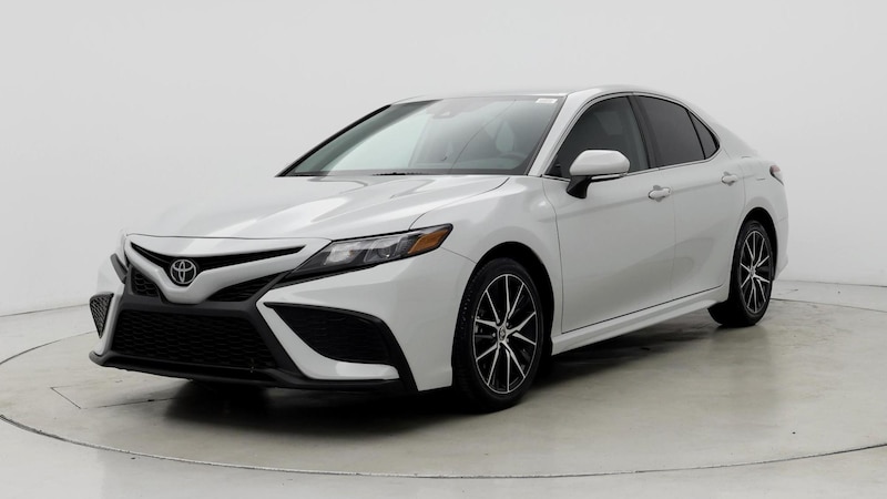 2022 Toyota Camry SE 4