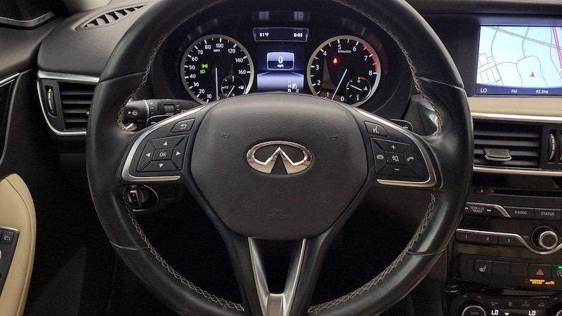 2018 INFINITI QX30 Premium 10