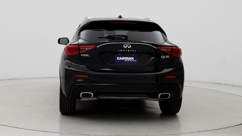 2018 INFINITI QX30 Premium 6