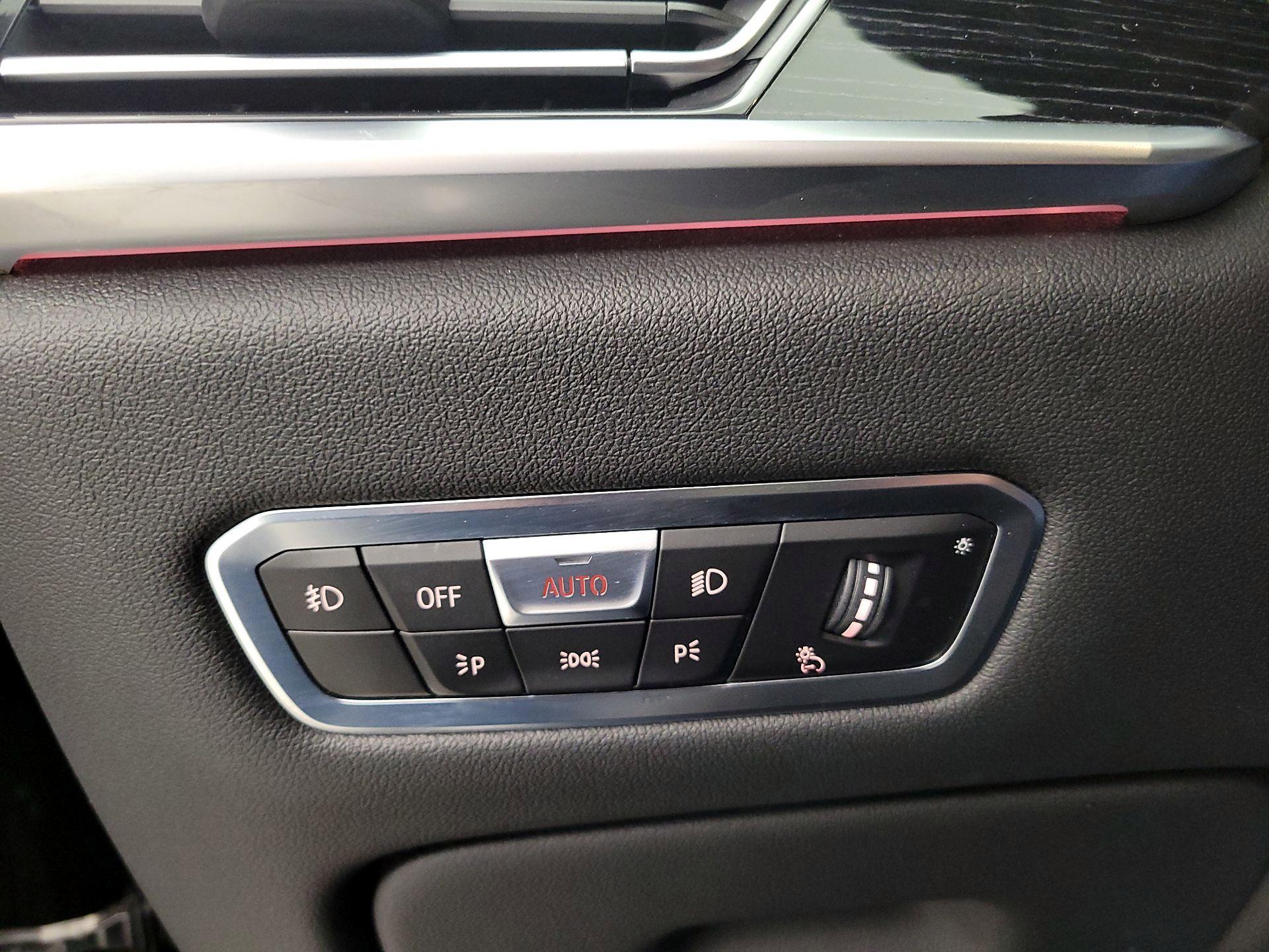 Thumbnail: 2019 BMW X7 - 13