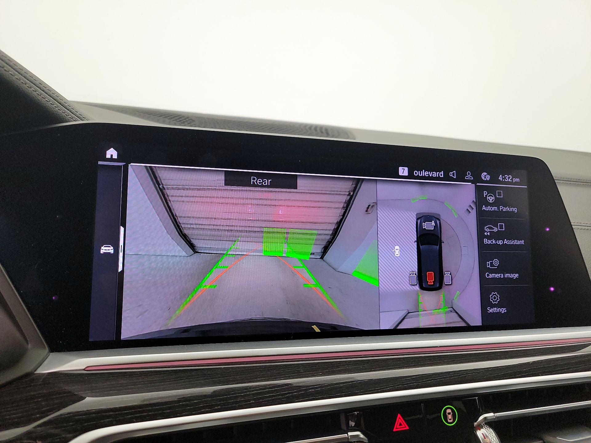 Thumbnail: 2019 BMW X7 - 14