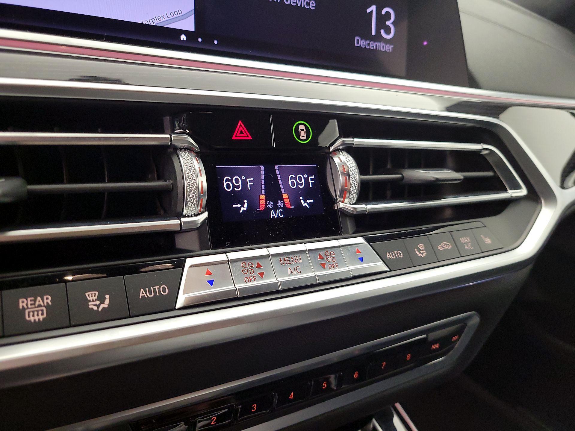 Thumbnail: 2019 BMW X7 - 16