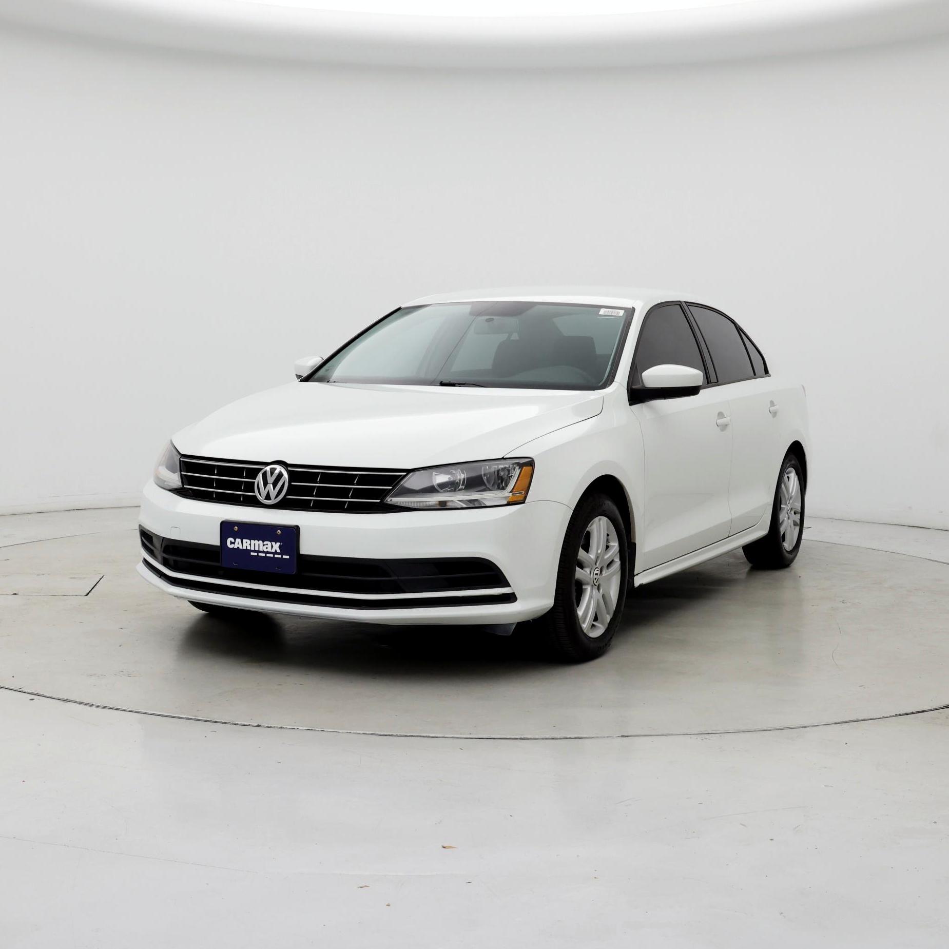 Thumbnail: 2018 Volkswagen Jetta - 4