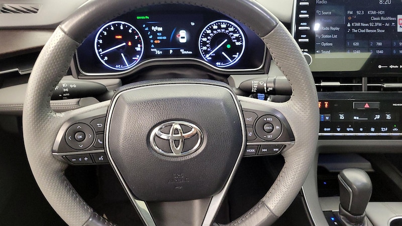 2019 Toyota Avalon Limited 10