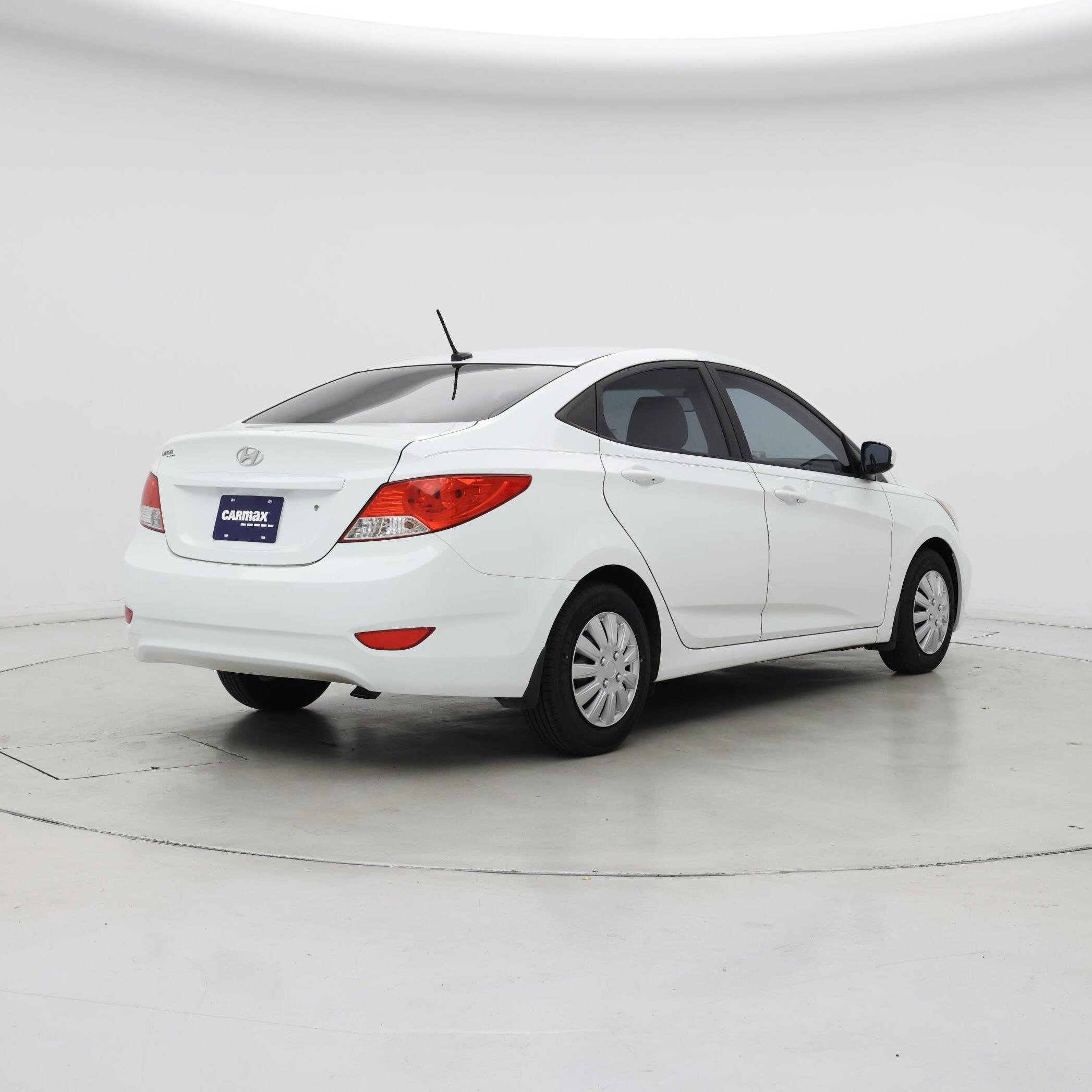 Thumbnail: 2013 Hyundai Accent - 8