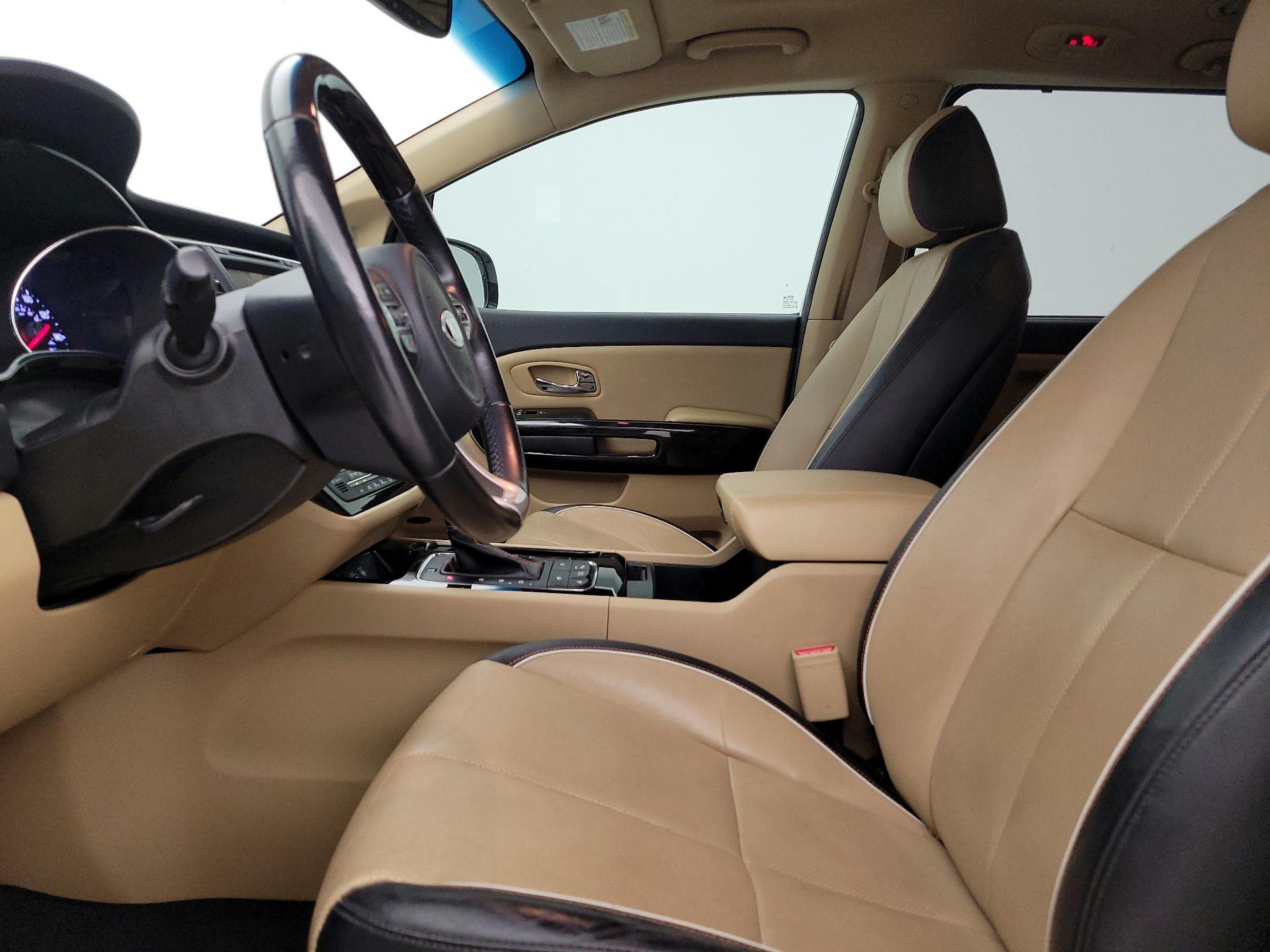 Thumbnail: 2016 Kia Sedona - 11