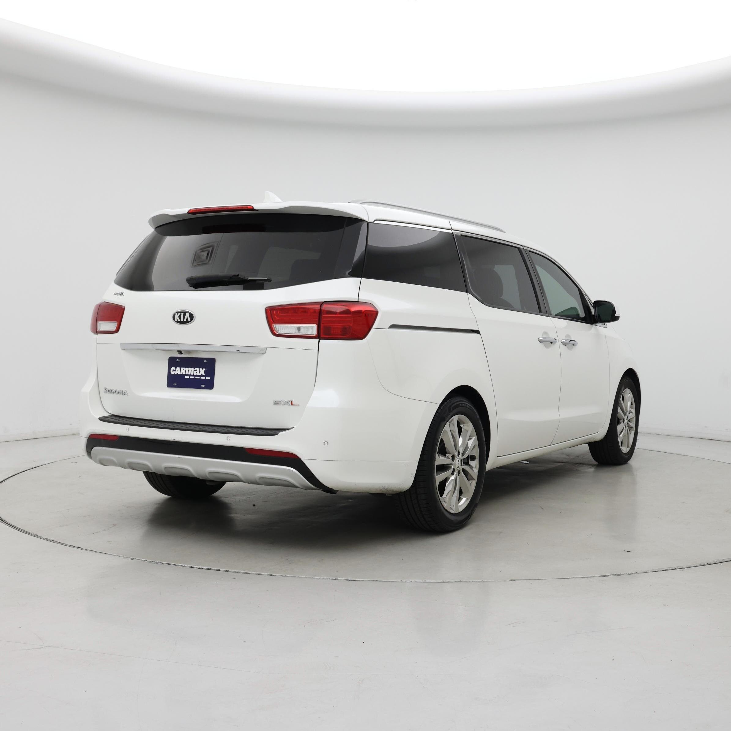 Thumbnail: 2016 Kia Sedona - 8