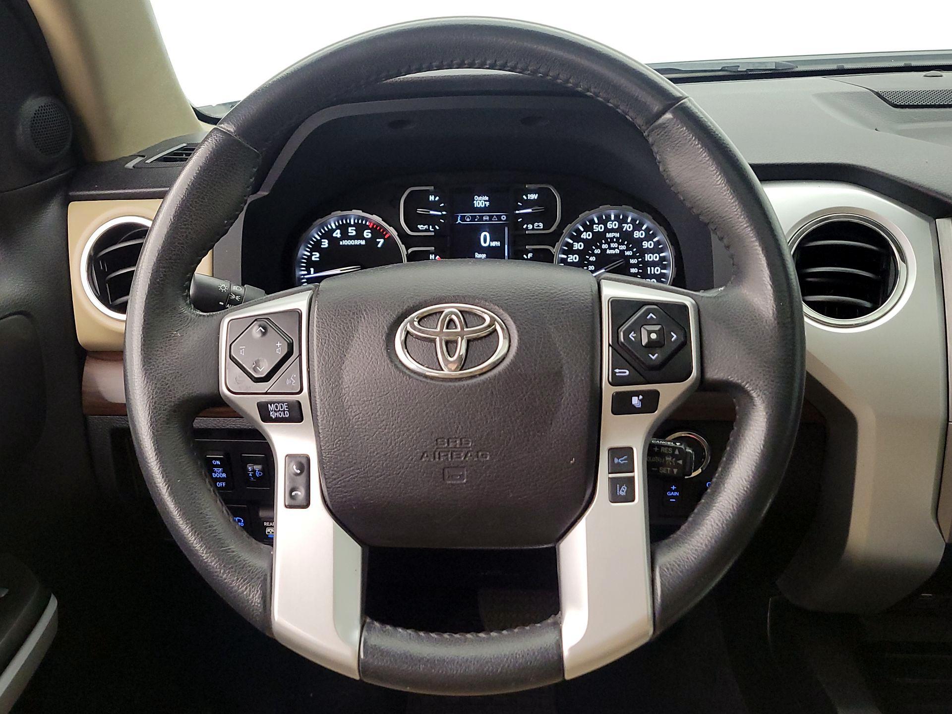 Thumbnail: 2021 Toyota Tundra - 10