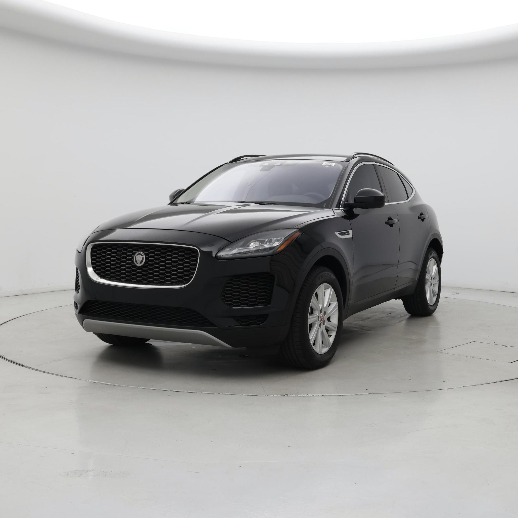 Thumbnail: 2019 Jaguar E-Pace - 4