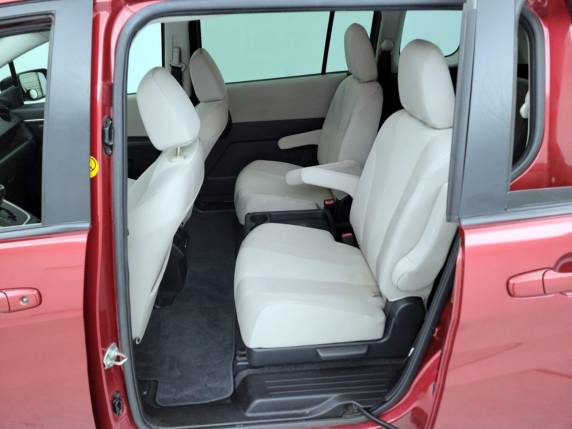 Thumbnail: 2014 Mazda Mazda5 - 17