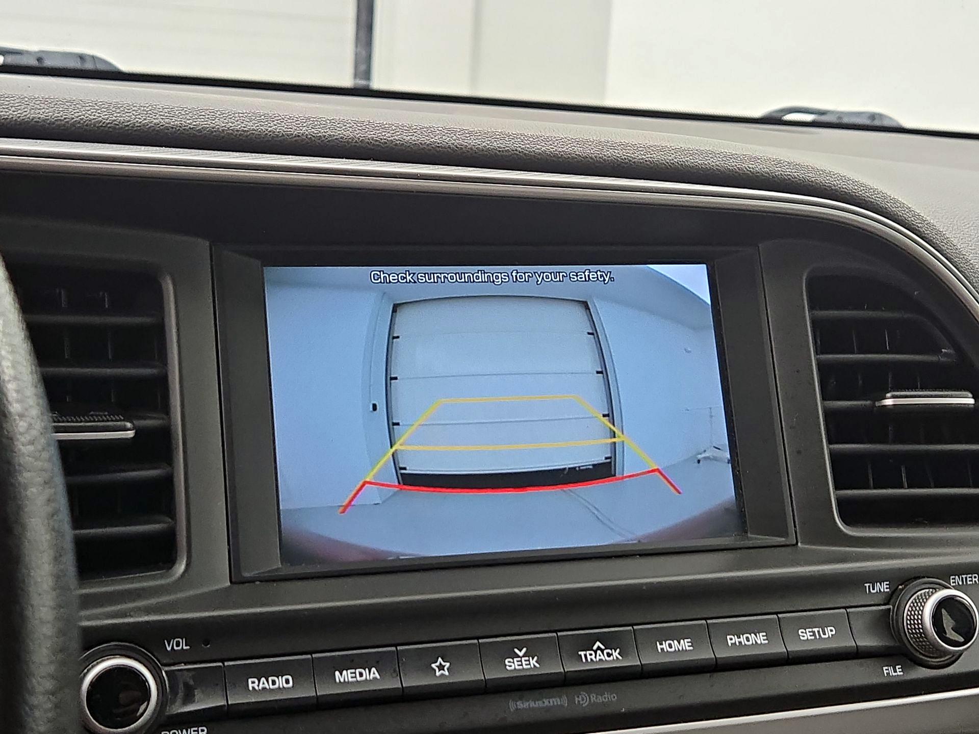 Thumbnail: 2020 Hyundai Elantra - 14