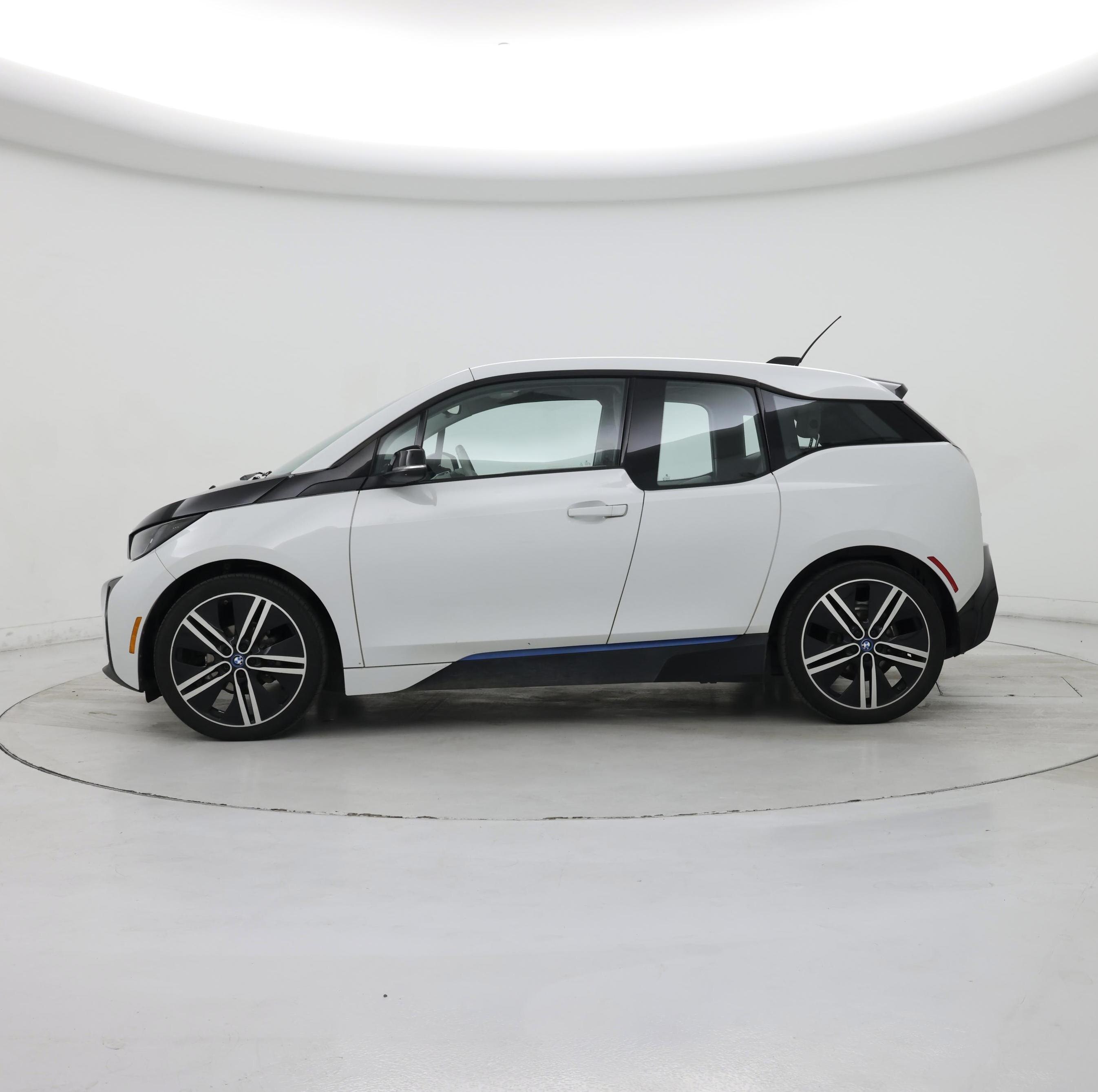 Thumbnail: 2016 BMW i3 - 3