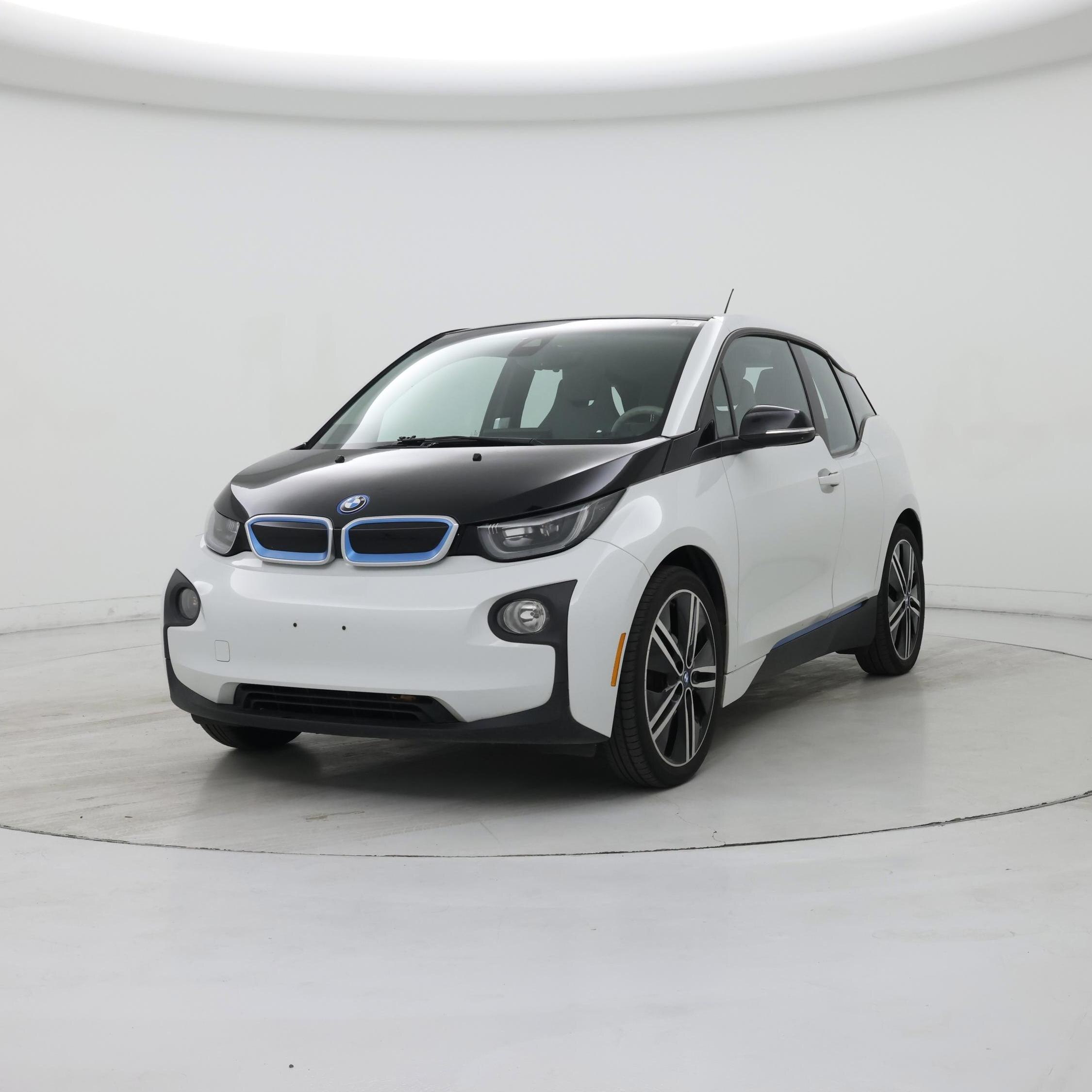 Thumbnail: 2016 BMW i3 - 4