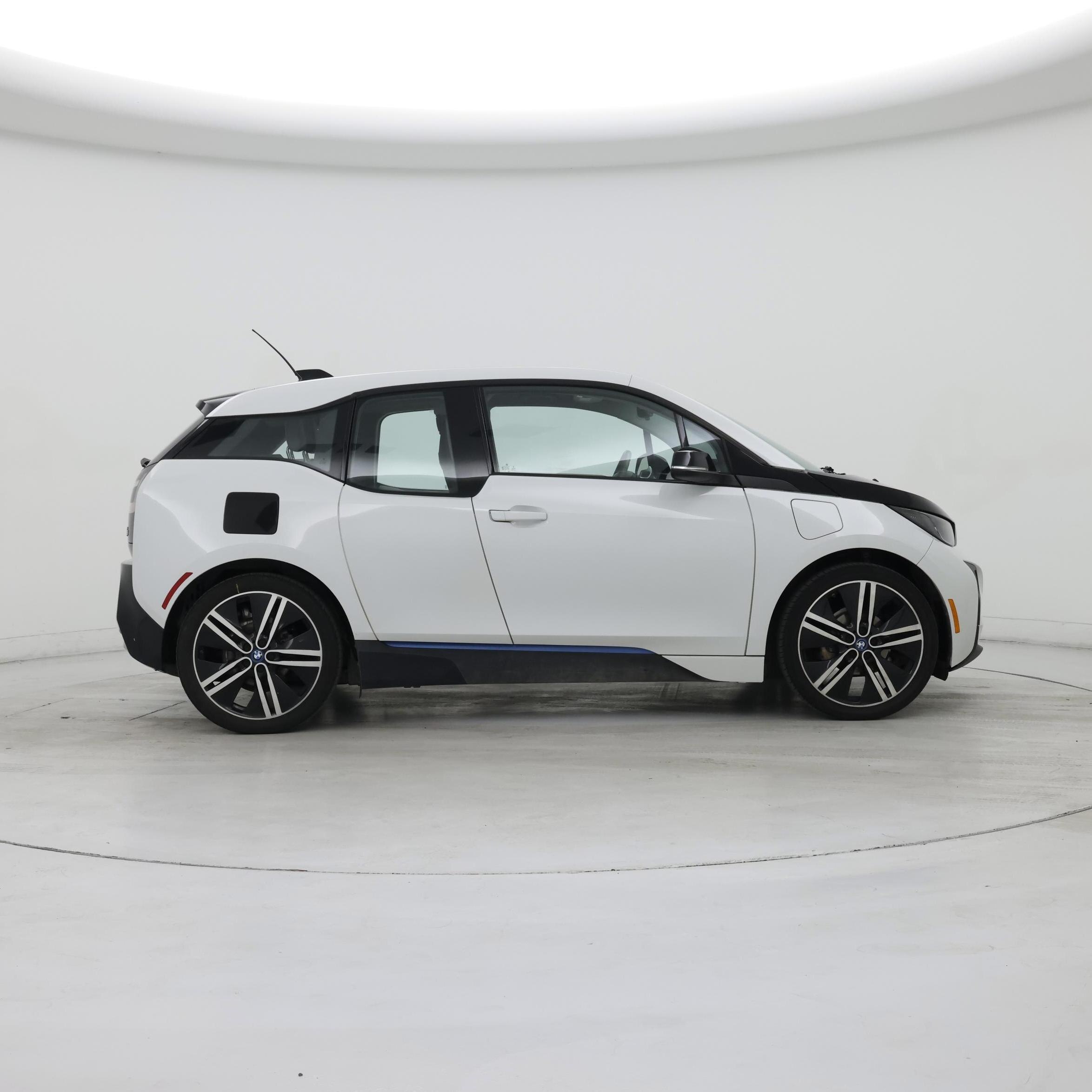 Thumbnail: 2016 BMW i3 - 7