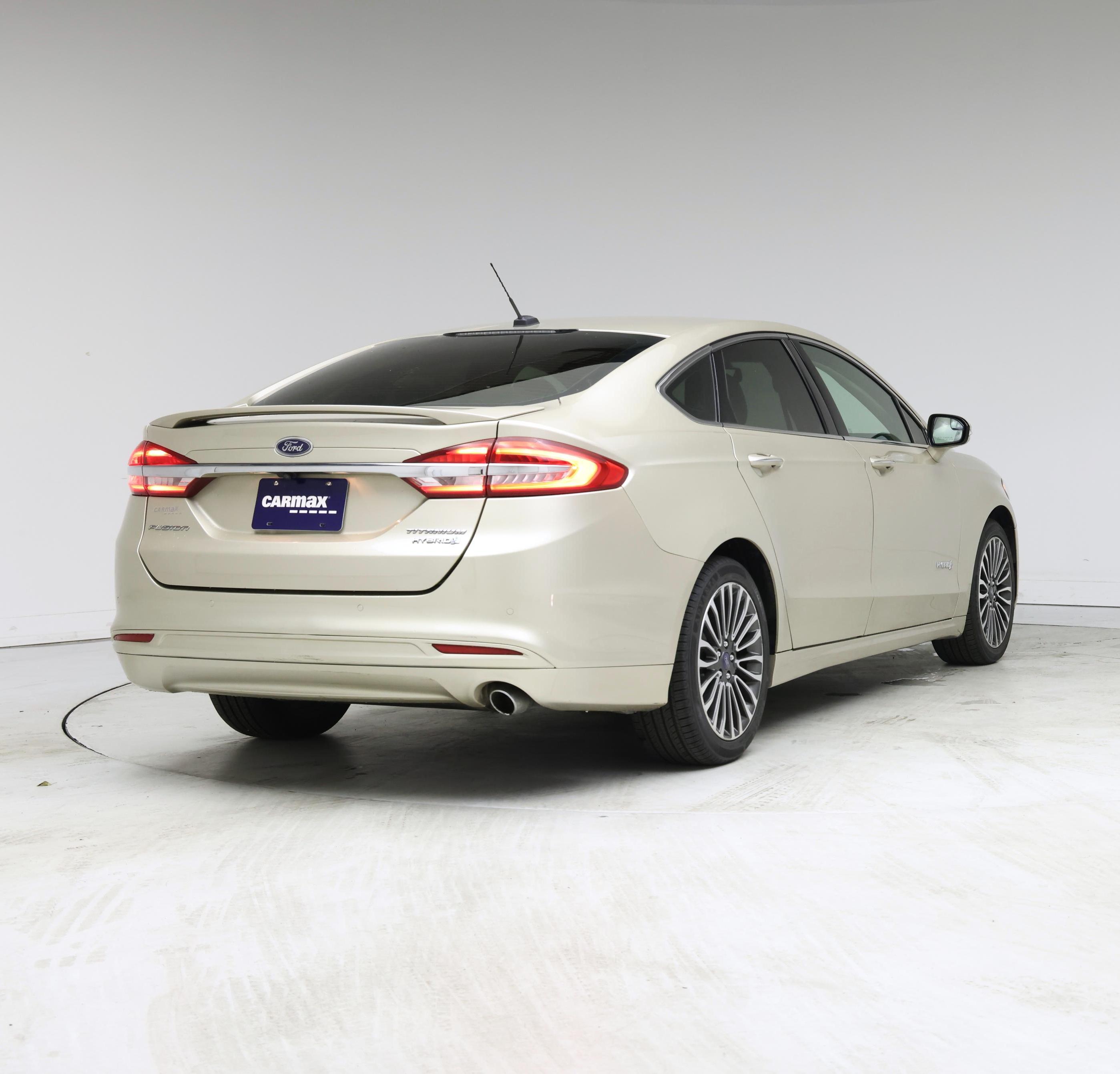 Thumbnail: 2017 Ford Fusion - 8