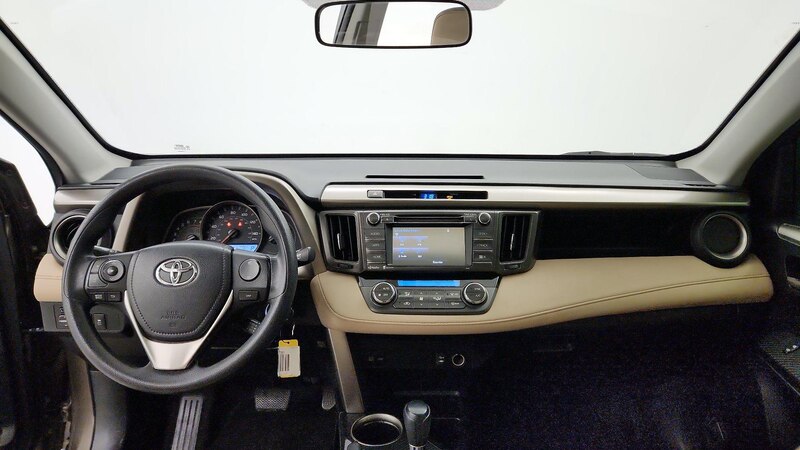 2014 Toyota RAV4 XLE 9