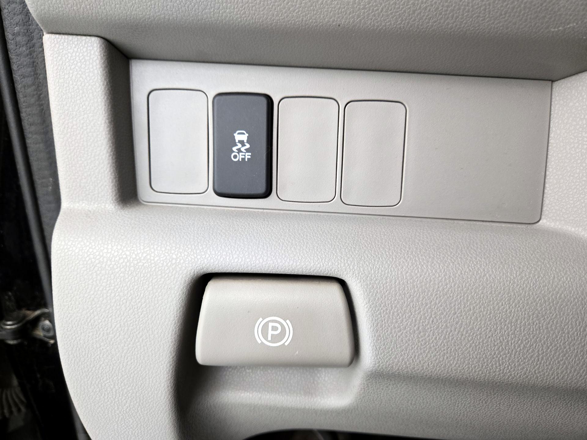 Thumbnail: 2015 Honda Pilot - 13