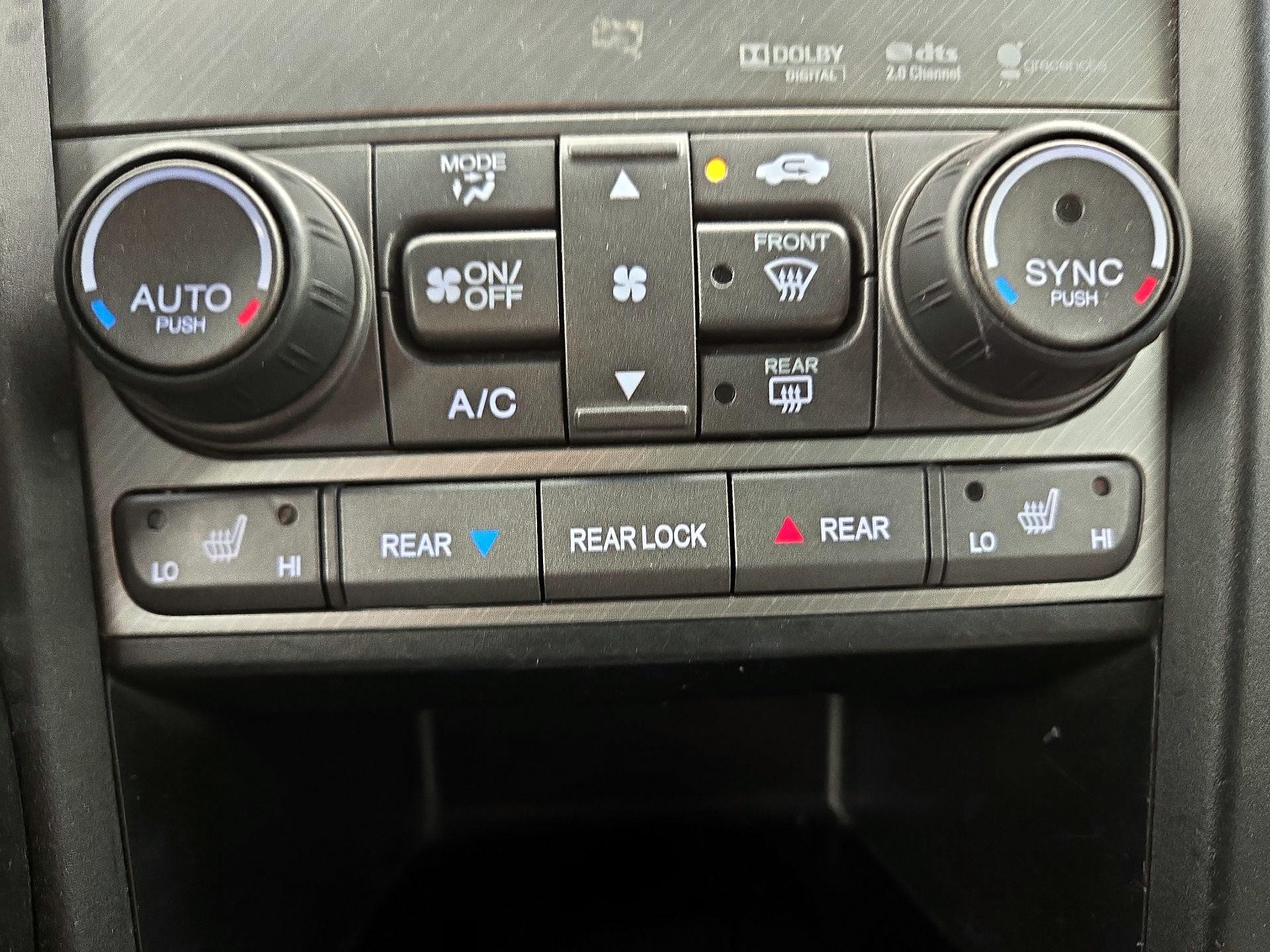Thumbnail: 2015 Honda Pilot - 16