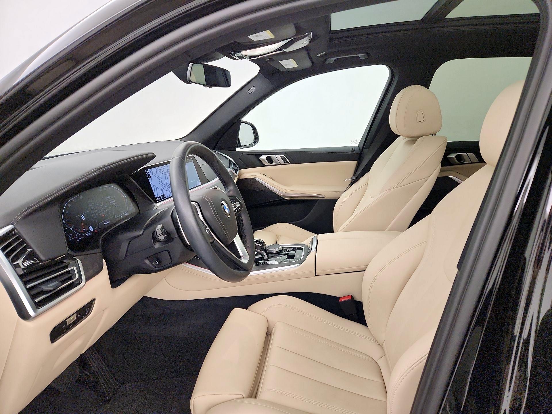 Thumbnail: 2022 BMW X5 - 11