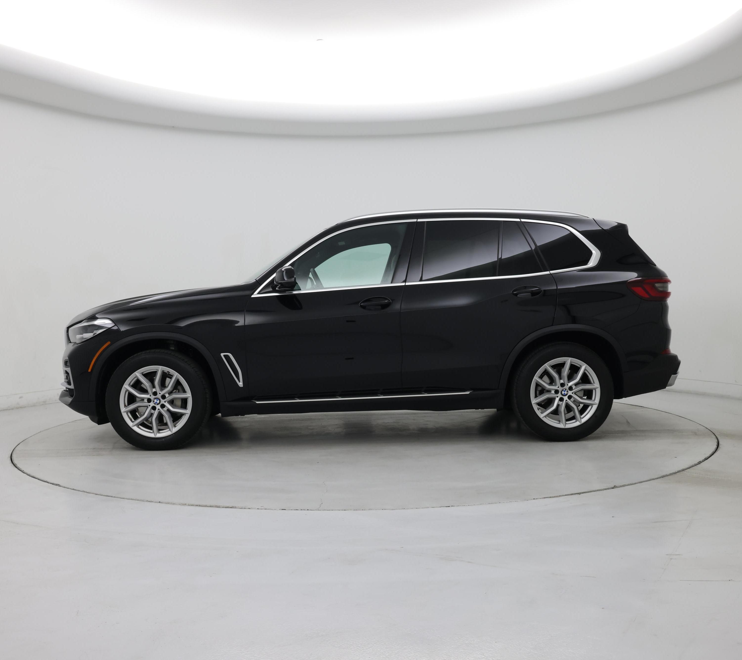 Thumbnail: 2022 BMW X5 - 3
