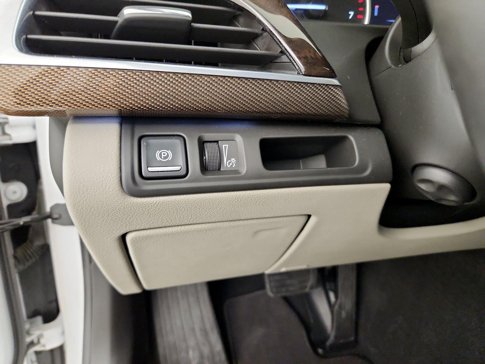 Thumbnail: 2017 Cadillac CT6 - 13
