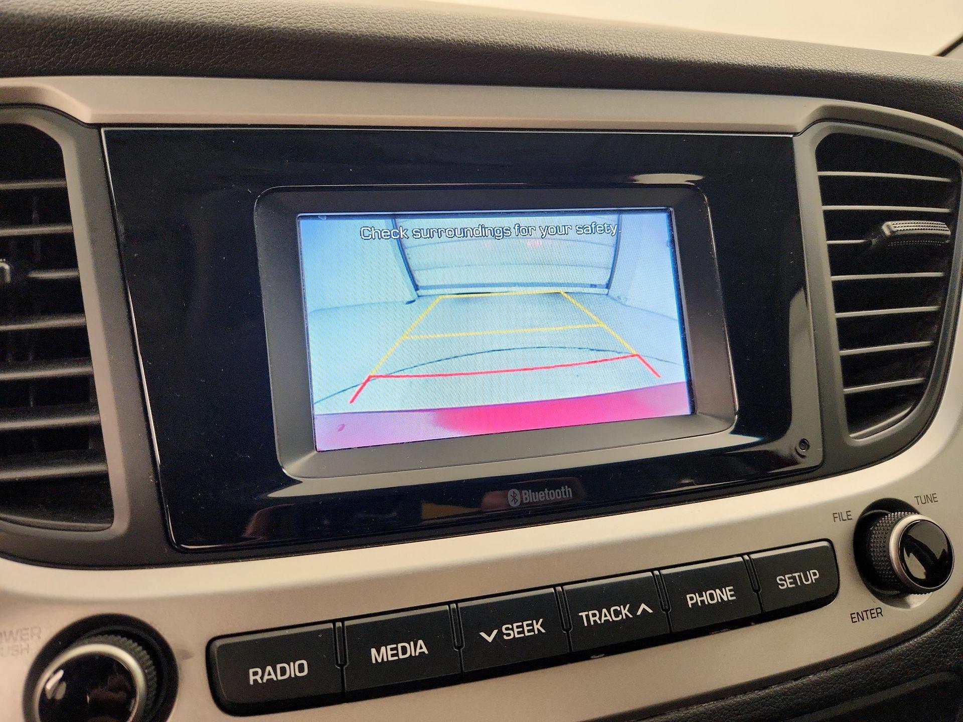 Thumbnail: 2019 Hyundai Accent - 14