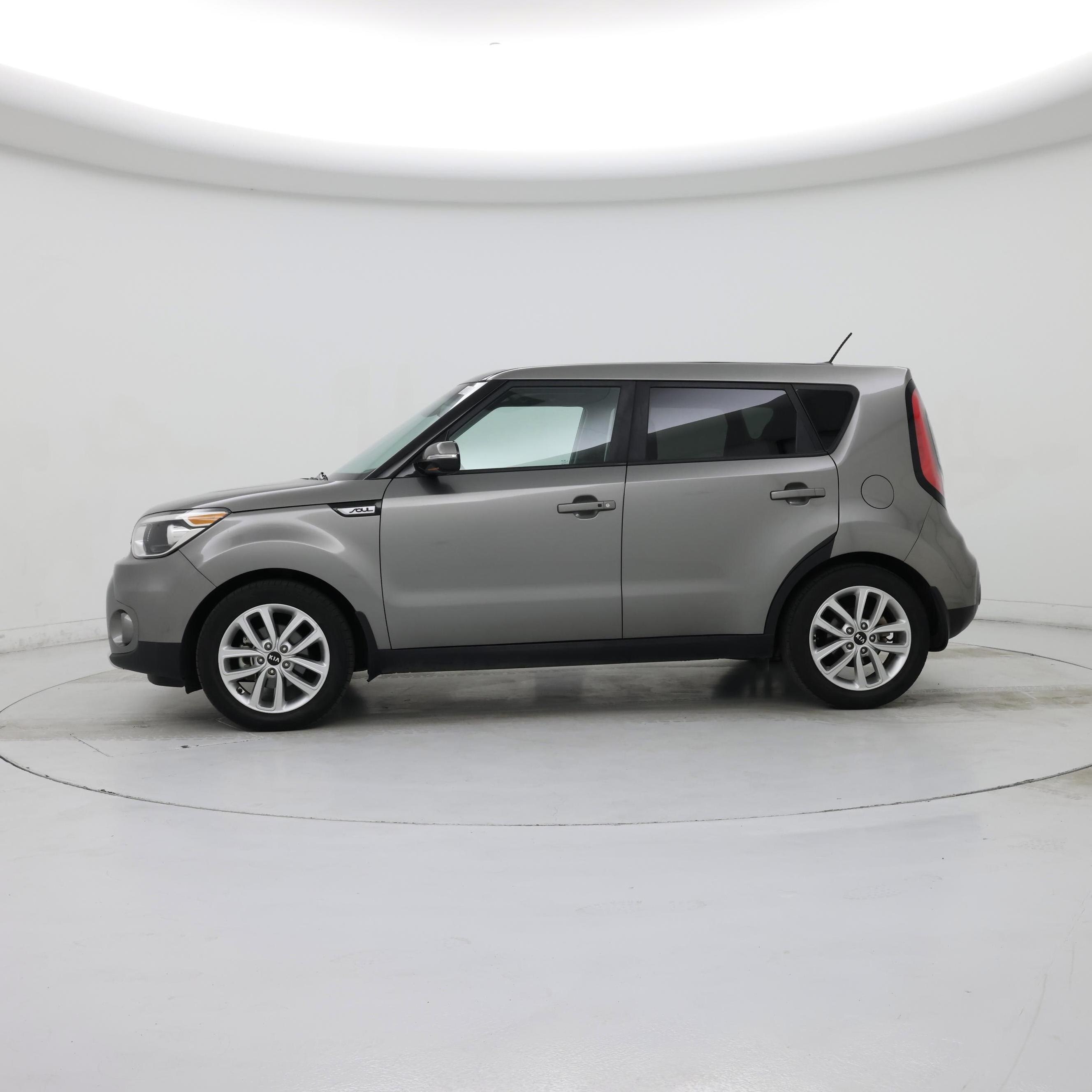 Thumbnail: 2017 Kia Soul - 3