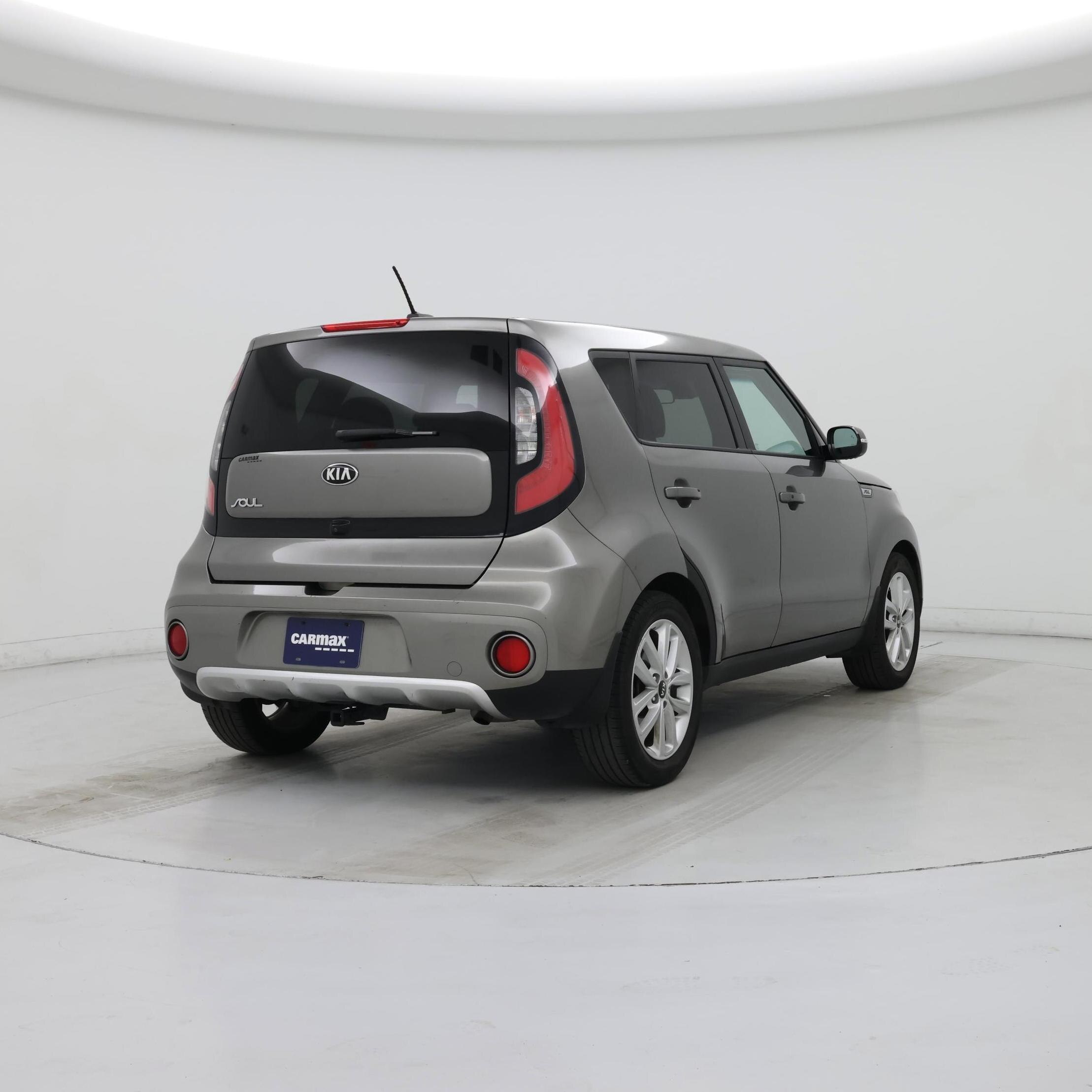 Thumbnail: 2017 Kia Soul - 8