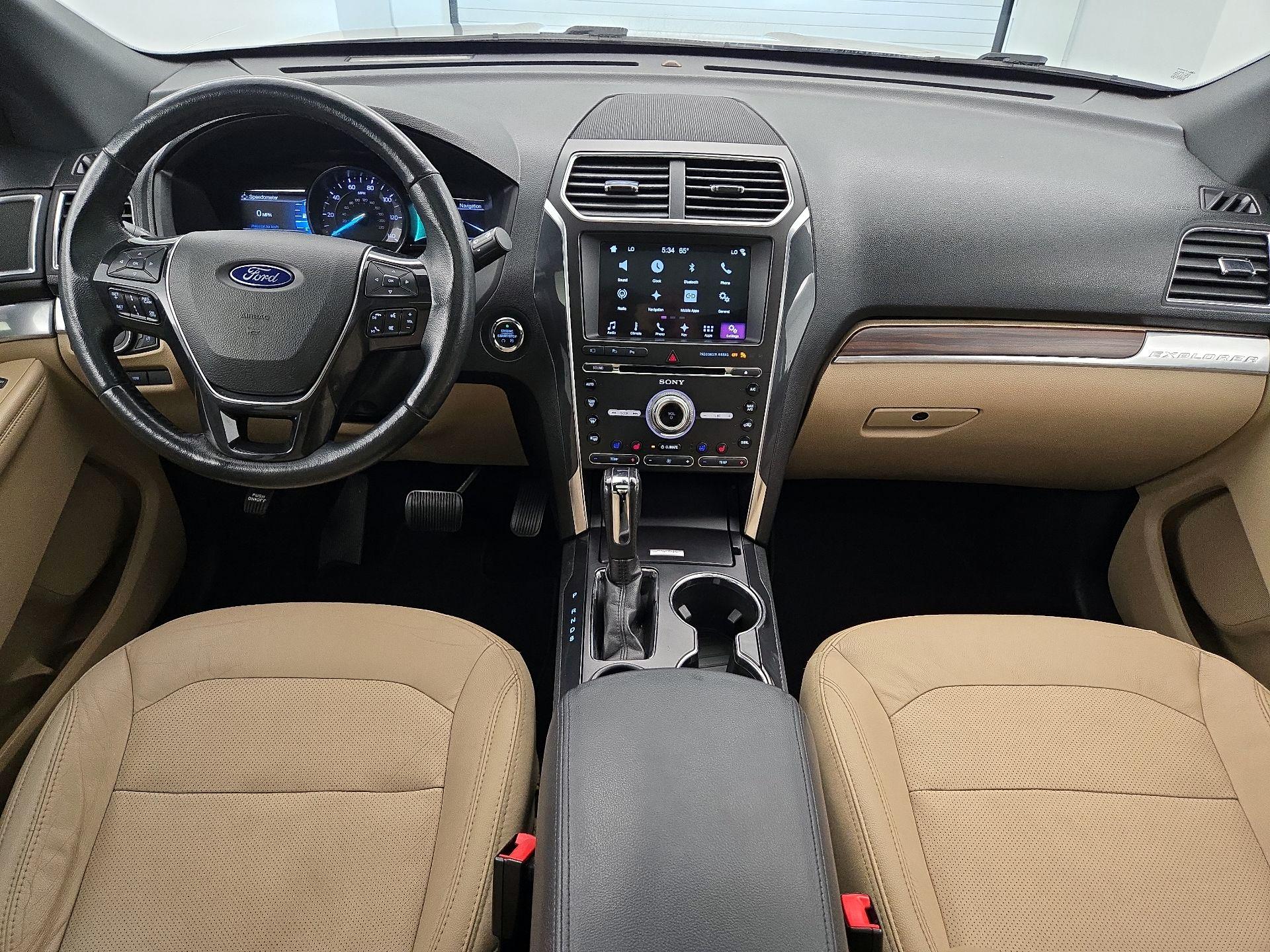 Thumbnail: 2017 Ford Explorer - 9