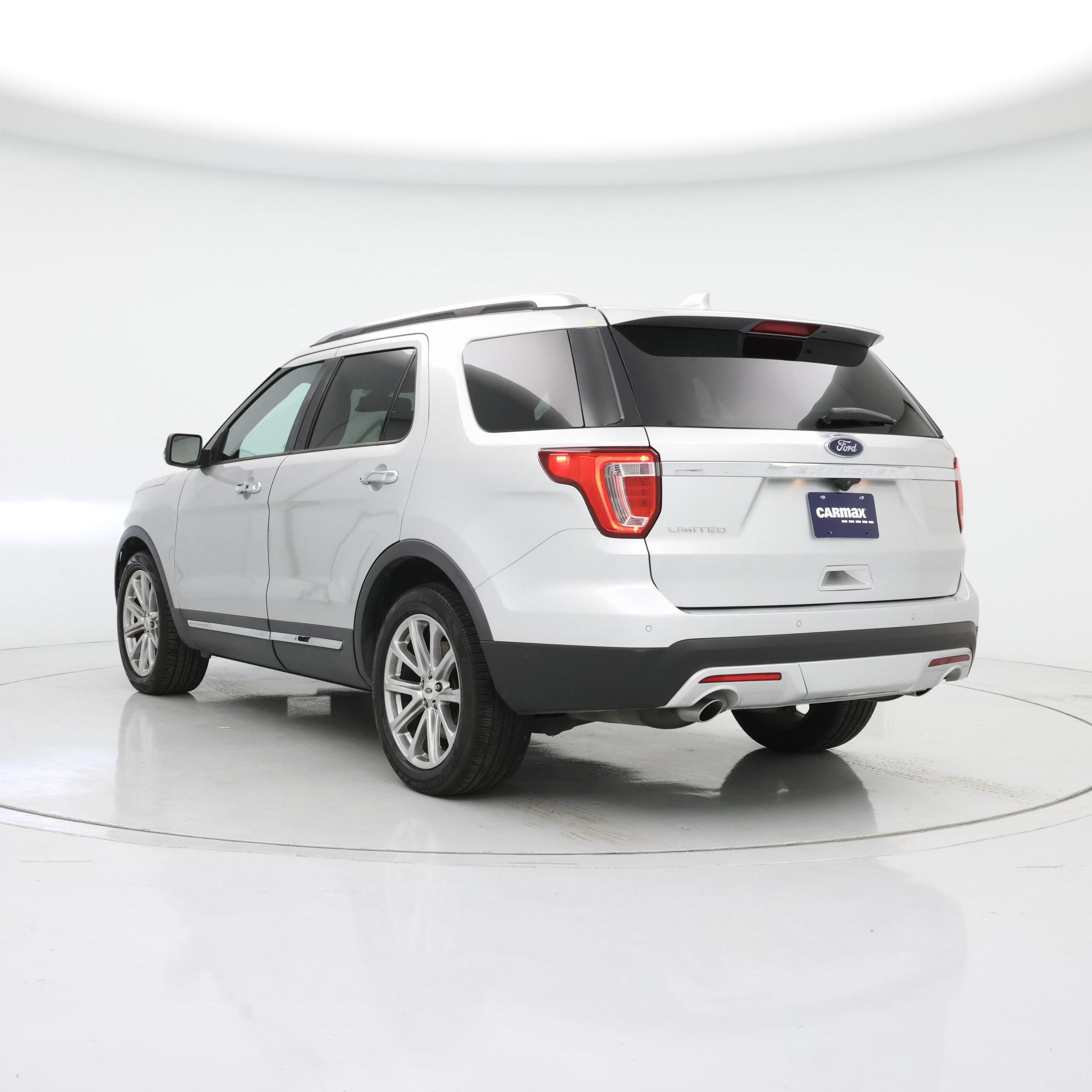 Thumbnail: 2017 Ford Explorer - 2