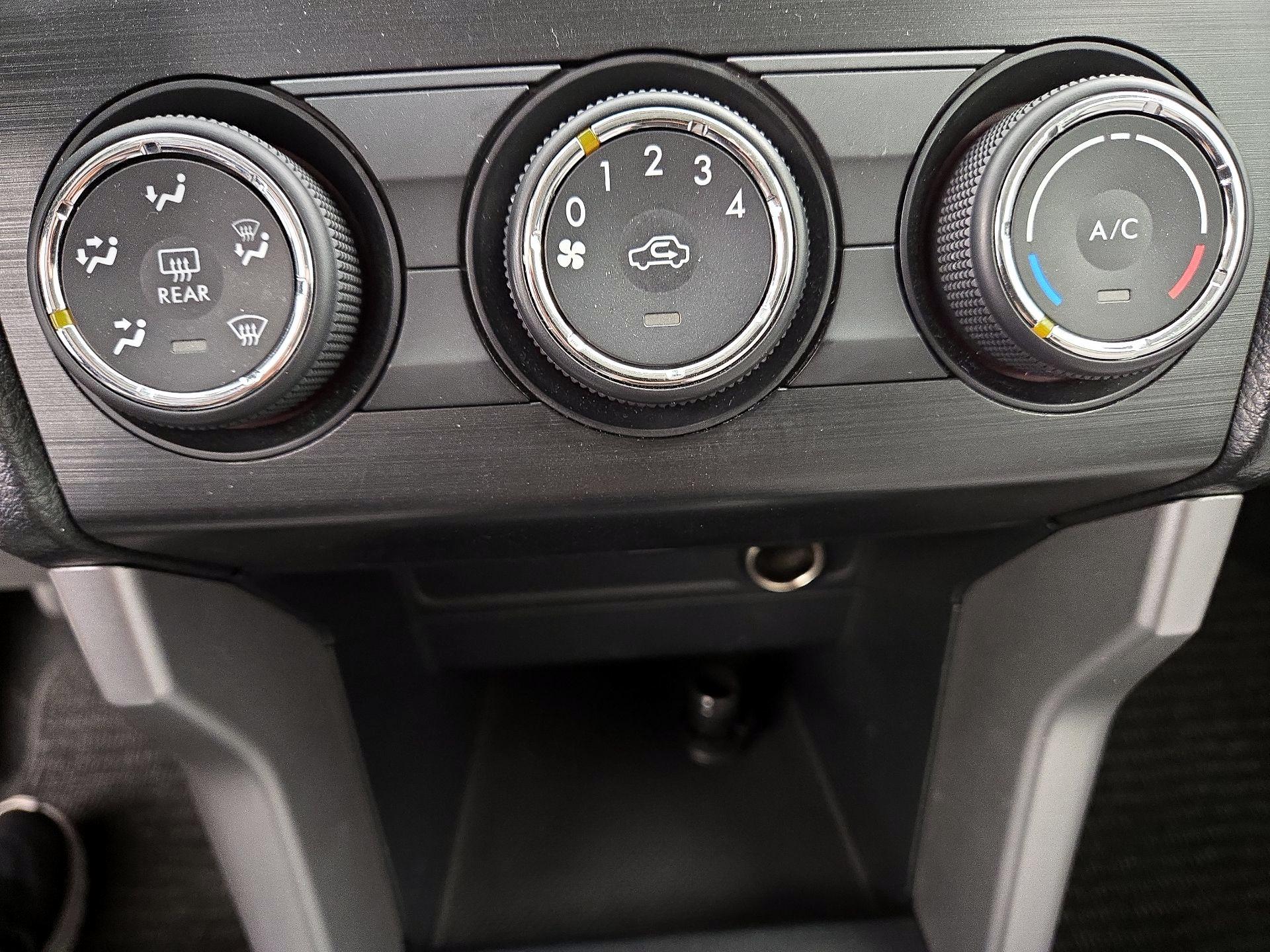 Thumbnail: 2015 Subaru Forester - 16