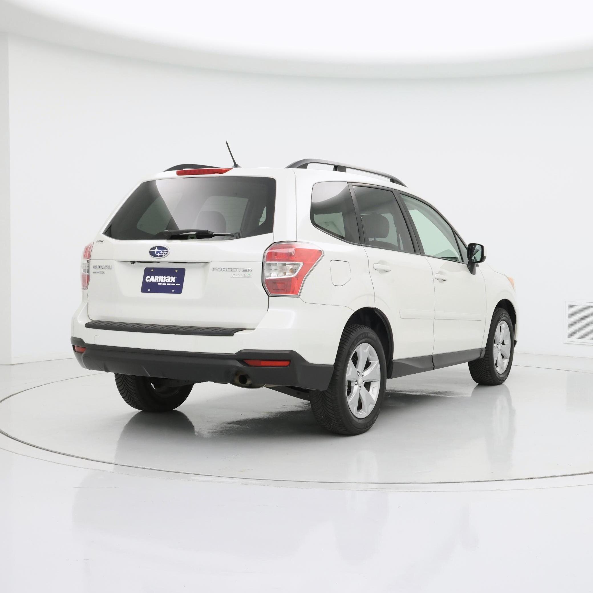 Thumbnail: 2015 Subaru Forester - 8