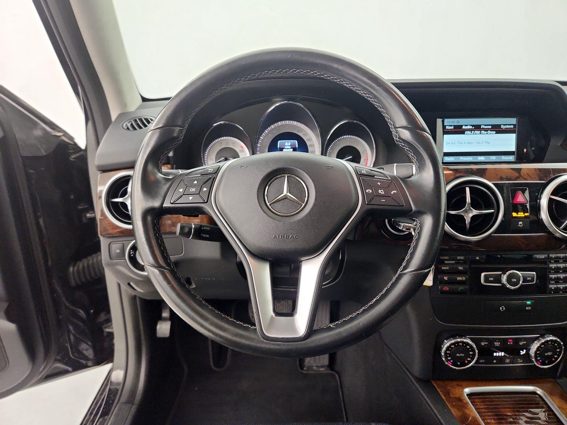 Thumbnail: 2015 Mercedes-Benz GLK - 10