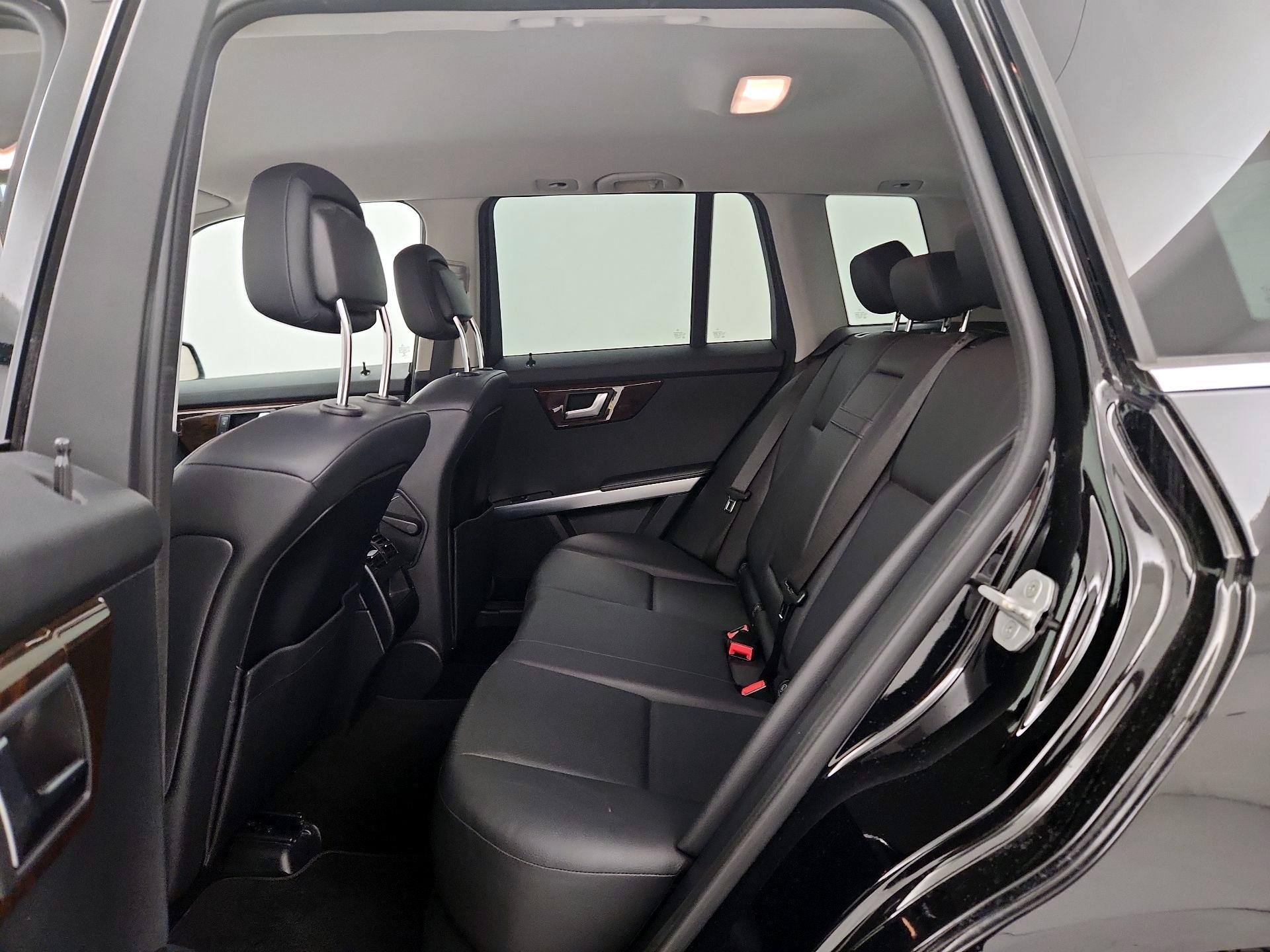 Thumbnail: 2015 Mercedes-Benz GLK - 18