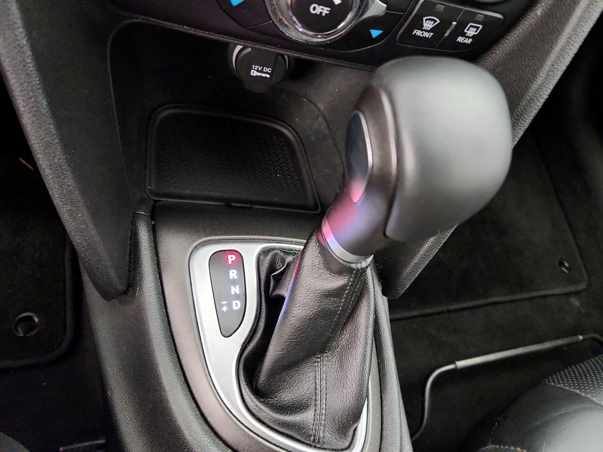 Thumbnail: 2015 Dodge Dart - 17
