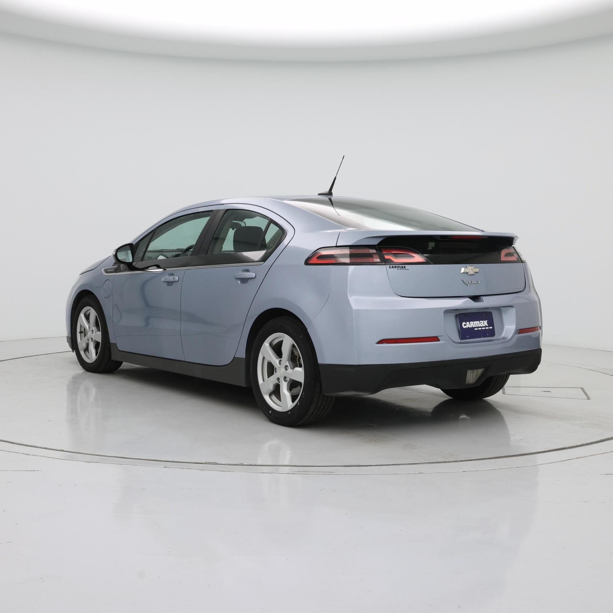 Thumbnail: 2014 Chevrolet Volt - 2