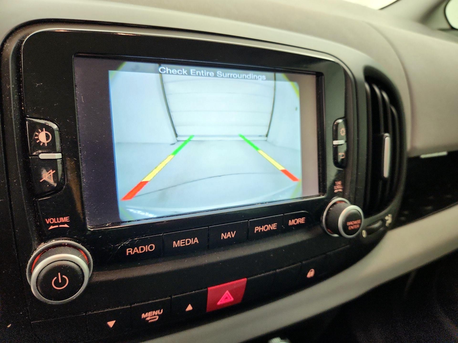 Thumbnail: 2014 Fiat 500L - 13