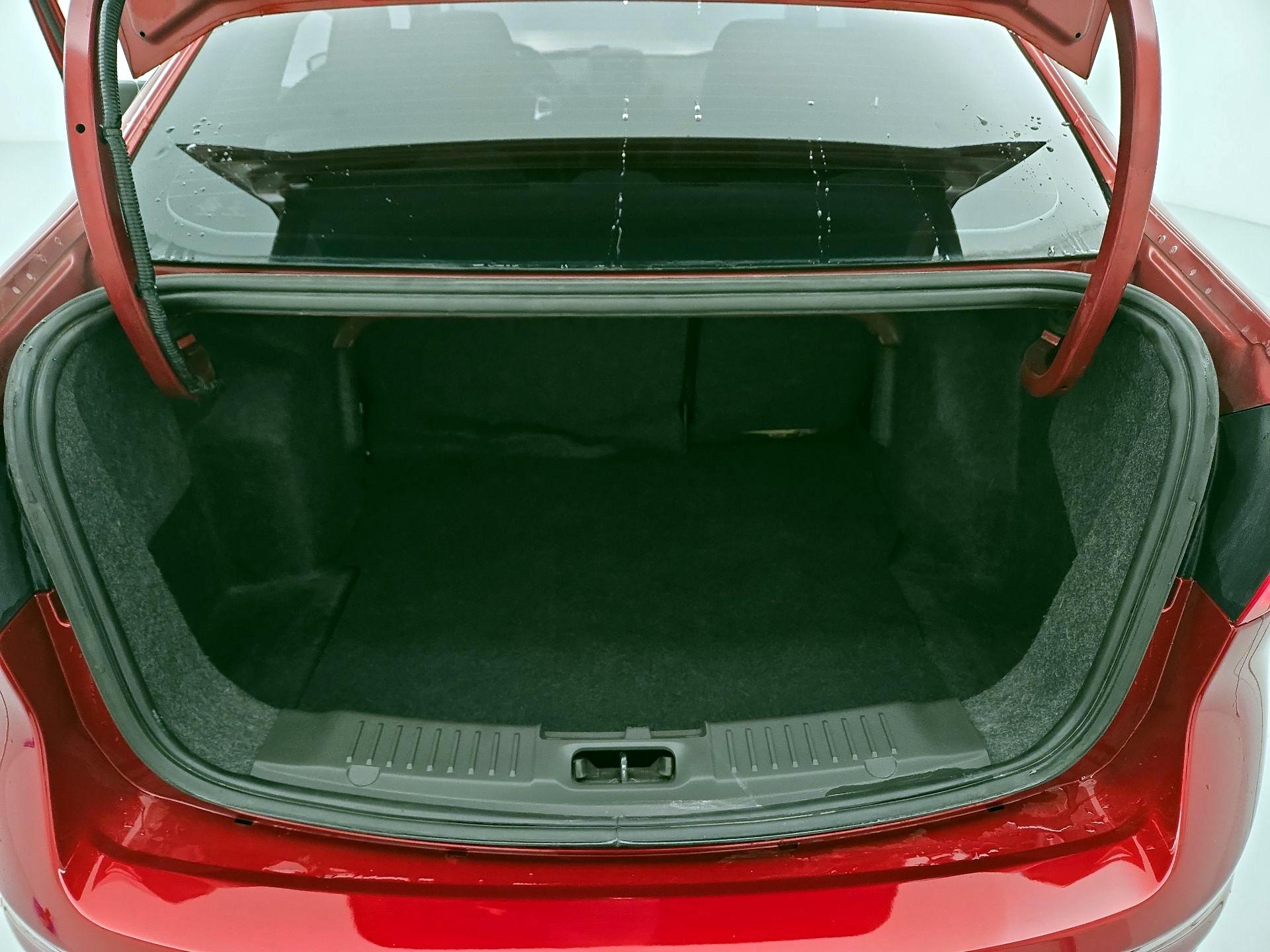 Thumbnail: 2015 Ford Fiesta - 19
