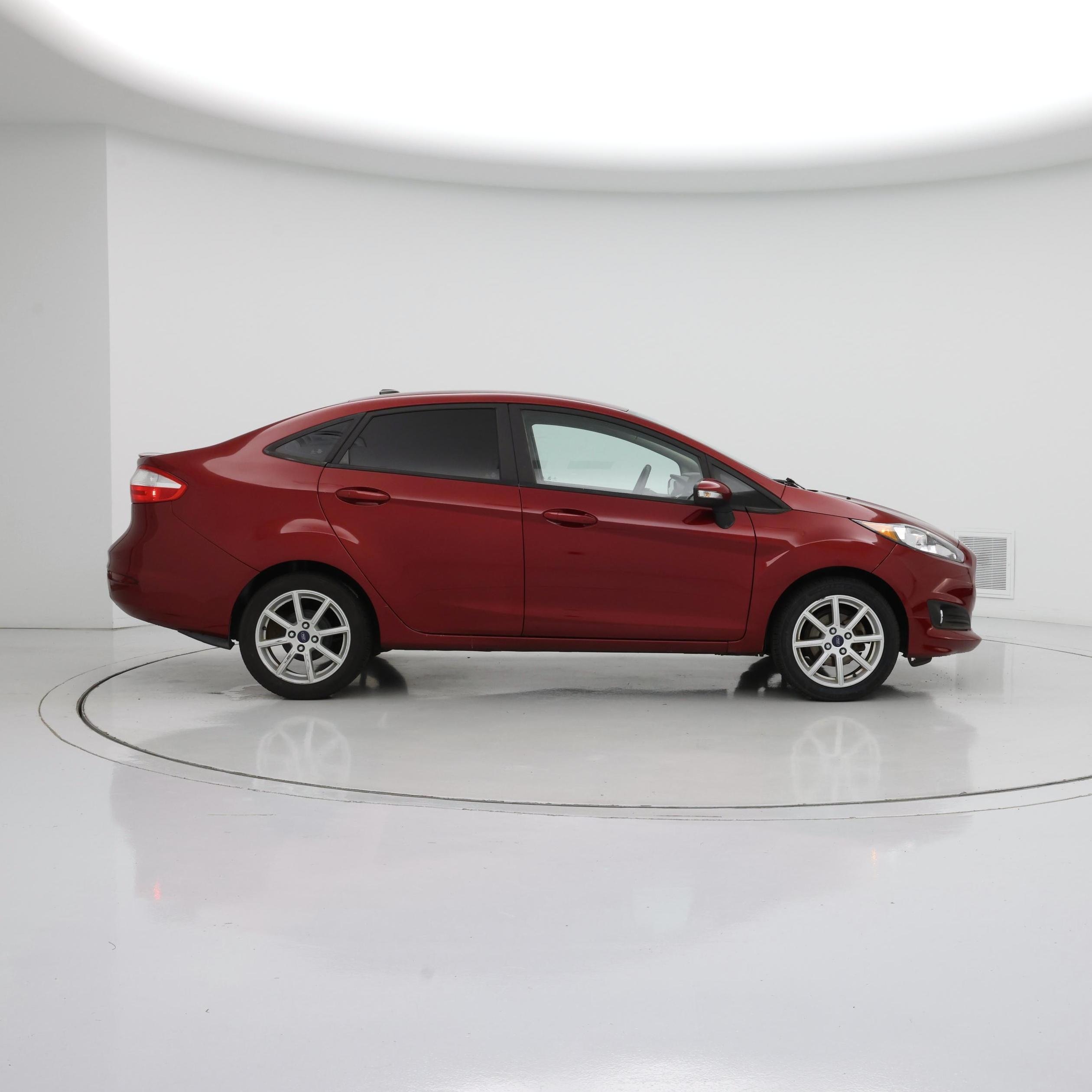 Thumbnail: 2015 Ford Fiesta - 7