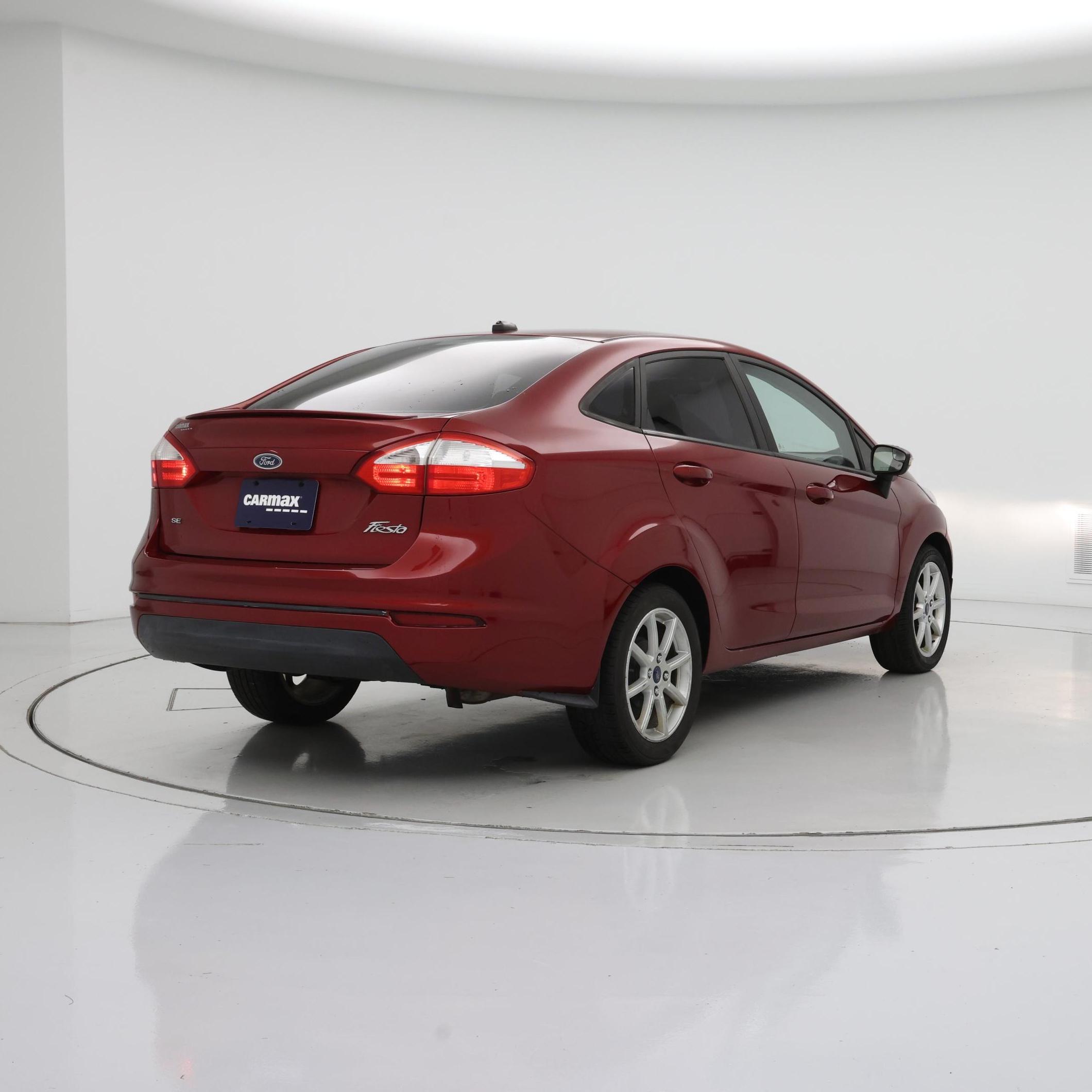 Thumbnail: 2015 Ford Fiesta - 8