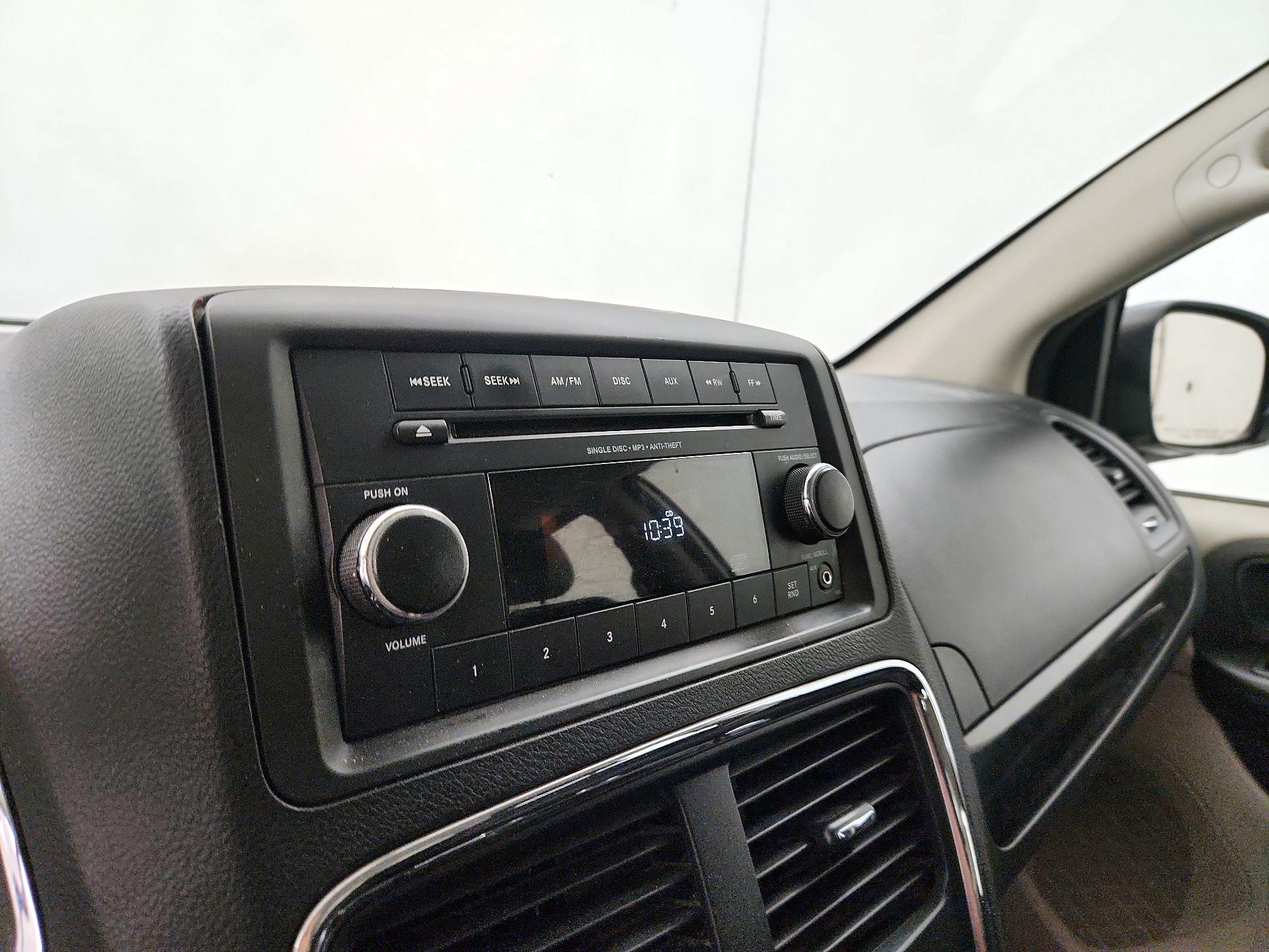 Thumbnail: 2014 Dodge Grand Caravan - 14