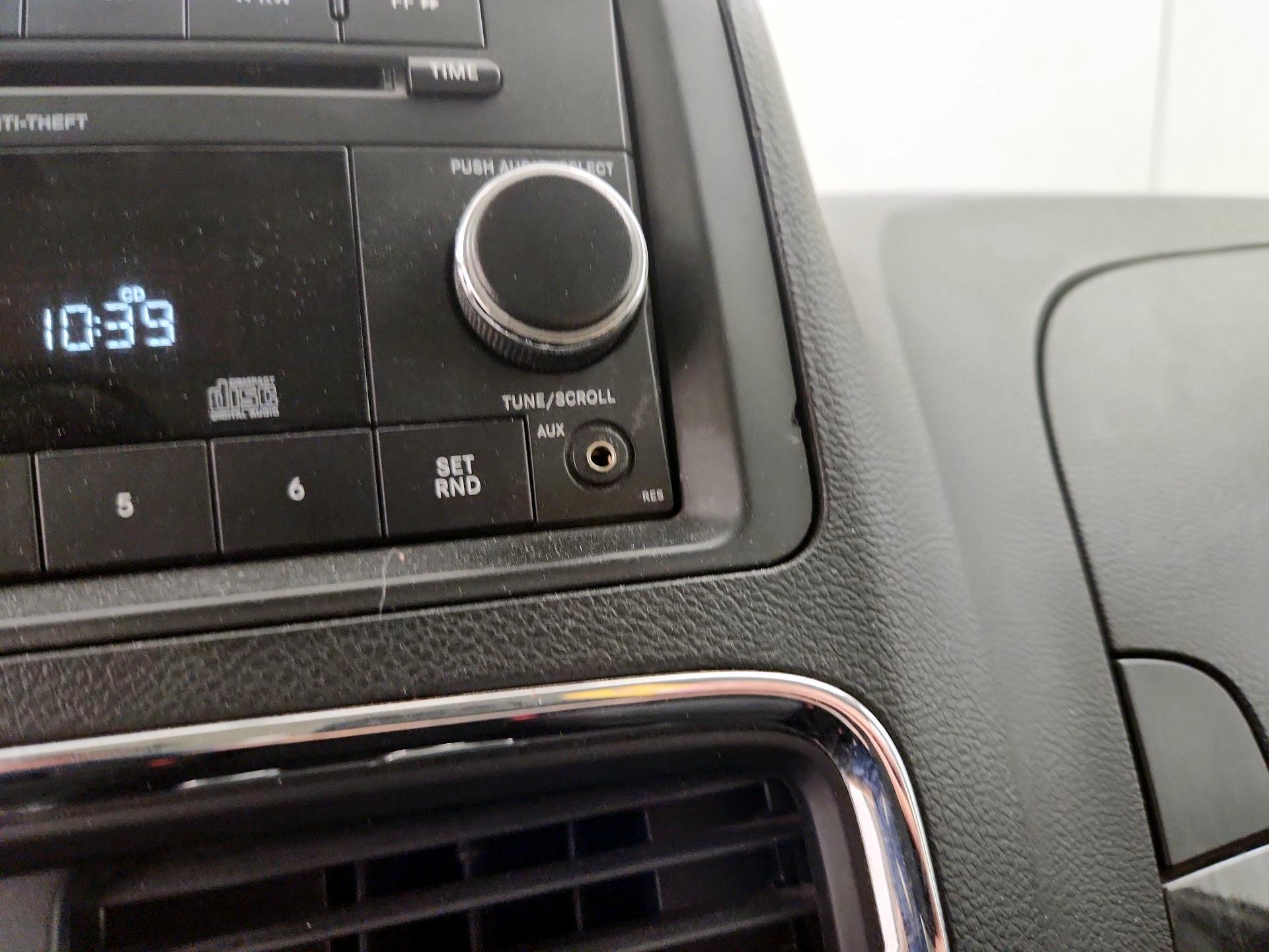 Thumbnail: 2014 Dodge Grand Caravan - 17